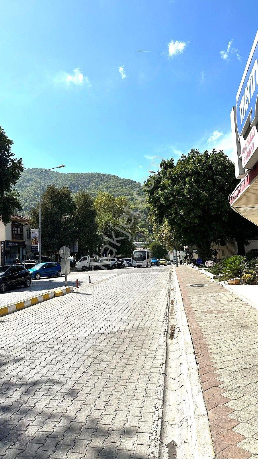 Goldhouse Dan Satılık Çarşı Caddesi Üzerinde Dükkan - Görsel 9