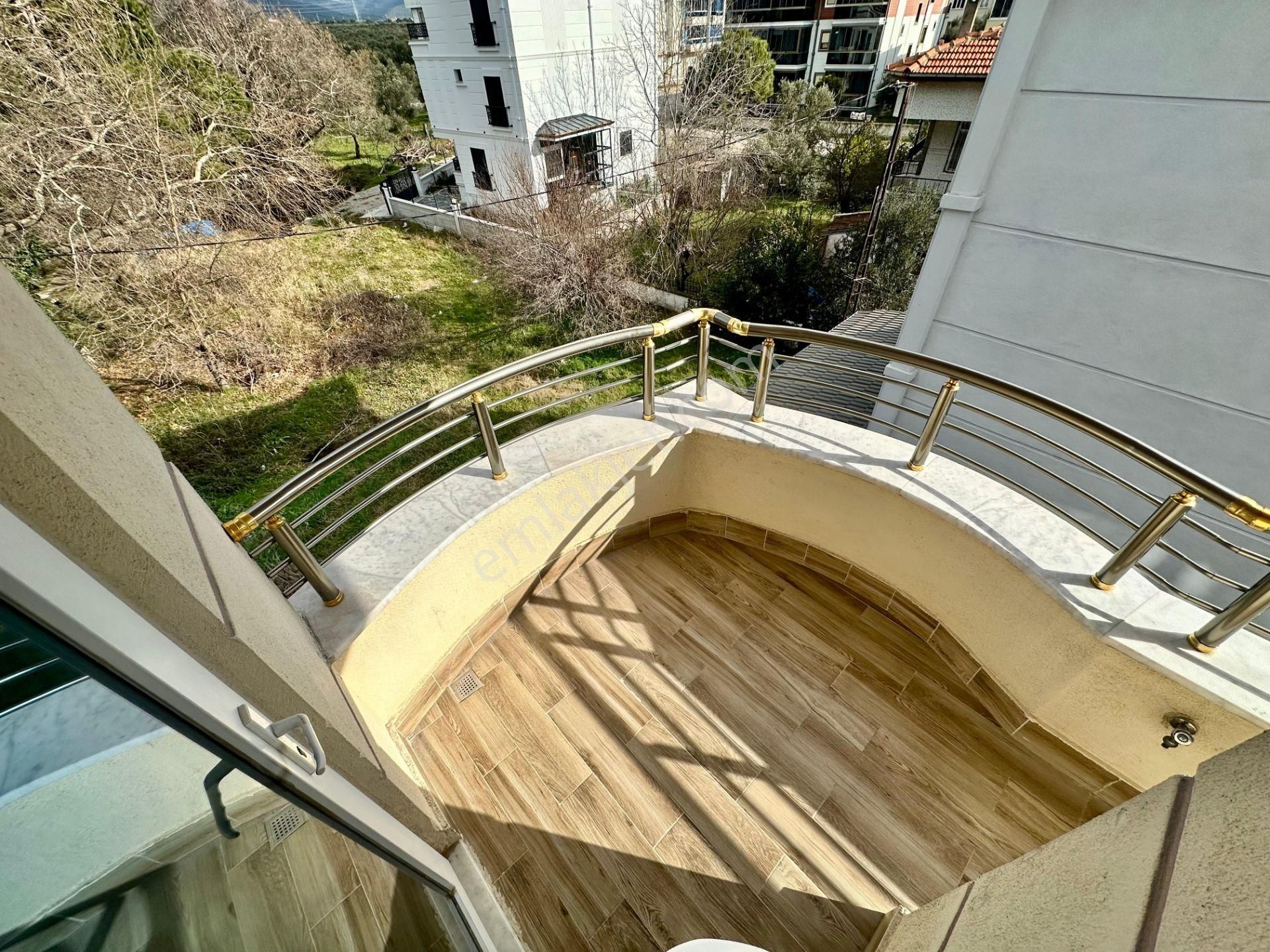 ꧁ay Emlaktan꧂akçay'da Kazdağları Eteklerinde Muhteşem Konumlu Doğalgazlı Satılık 1+1 Lüks Daire - Görsel 15