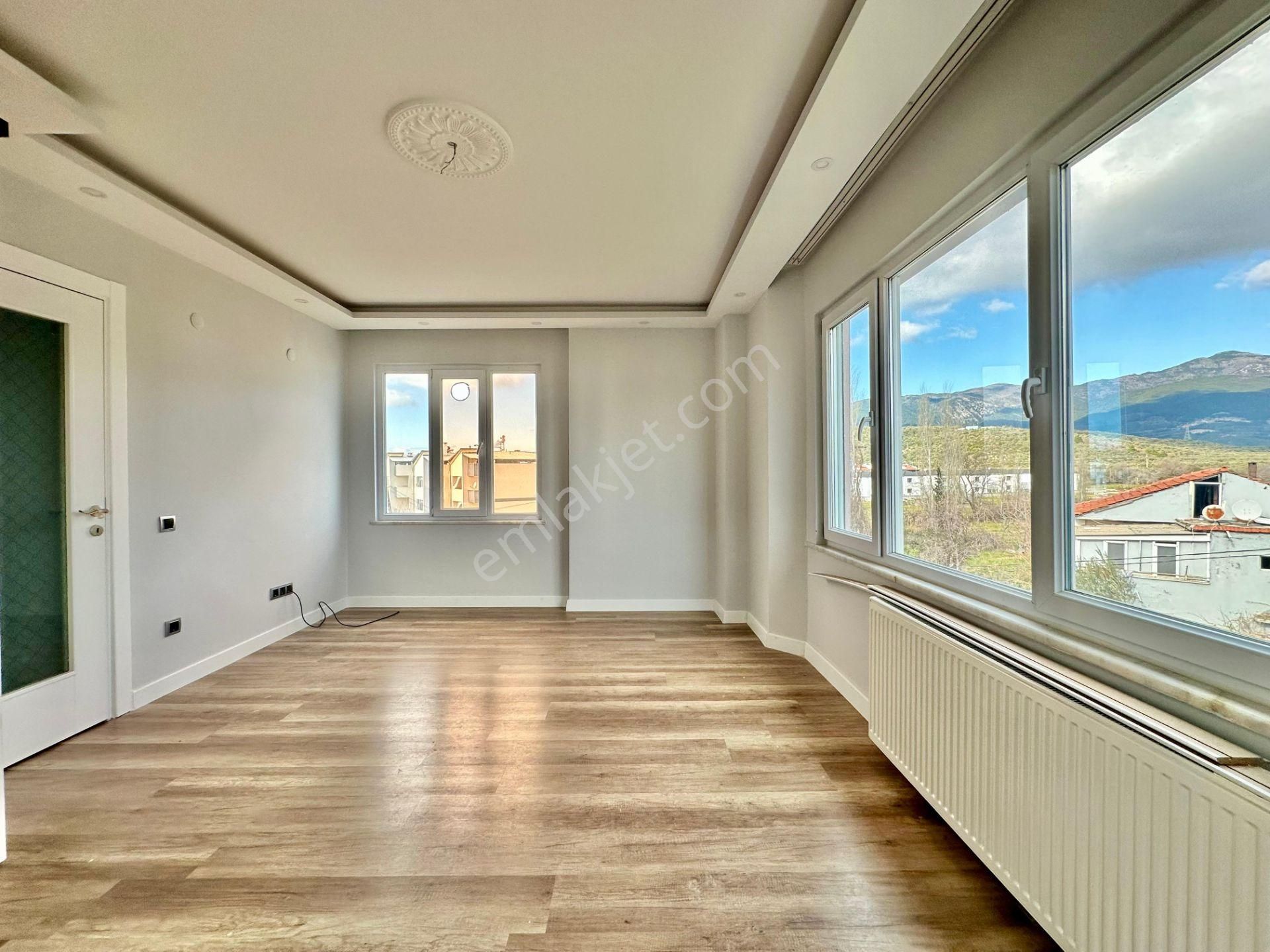 ꧁ay Emlaktan꧂akçay'da Kazdağları Eteklerinde Muhteşem Konumlu Doğalgazlı Satılık 1+1 Lüks Daire - Görsel 8