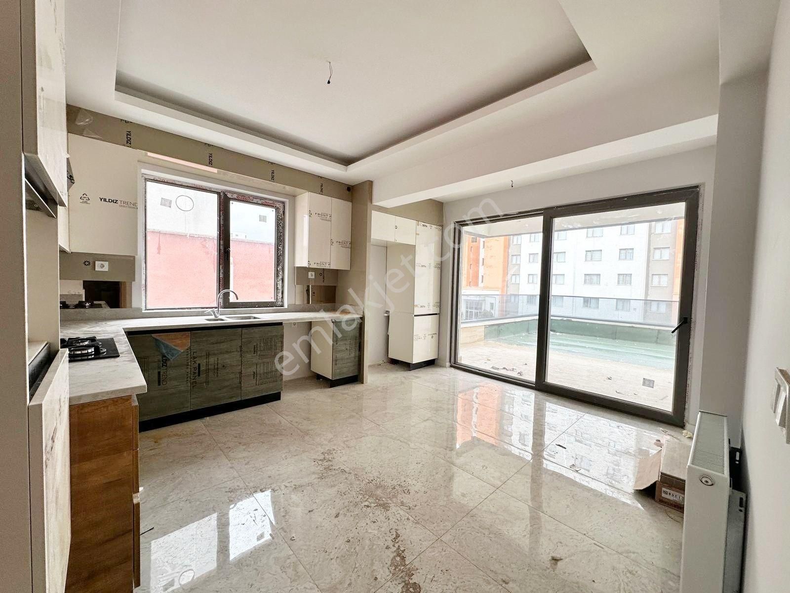 Ahimesut Mah. Sıfır Binada Satılık 3+1 Daire