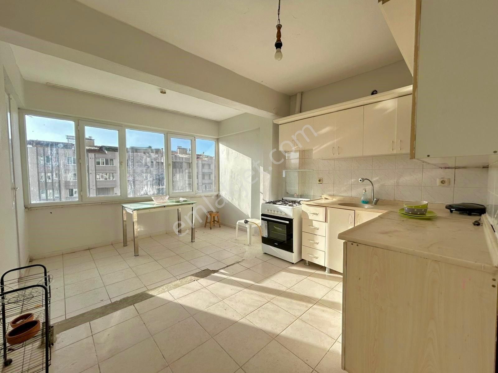 🏡 Referans'tan İkizçay'da Ön Cephe Ara Kat 3+1 Daire - Görsel 23