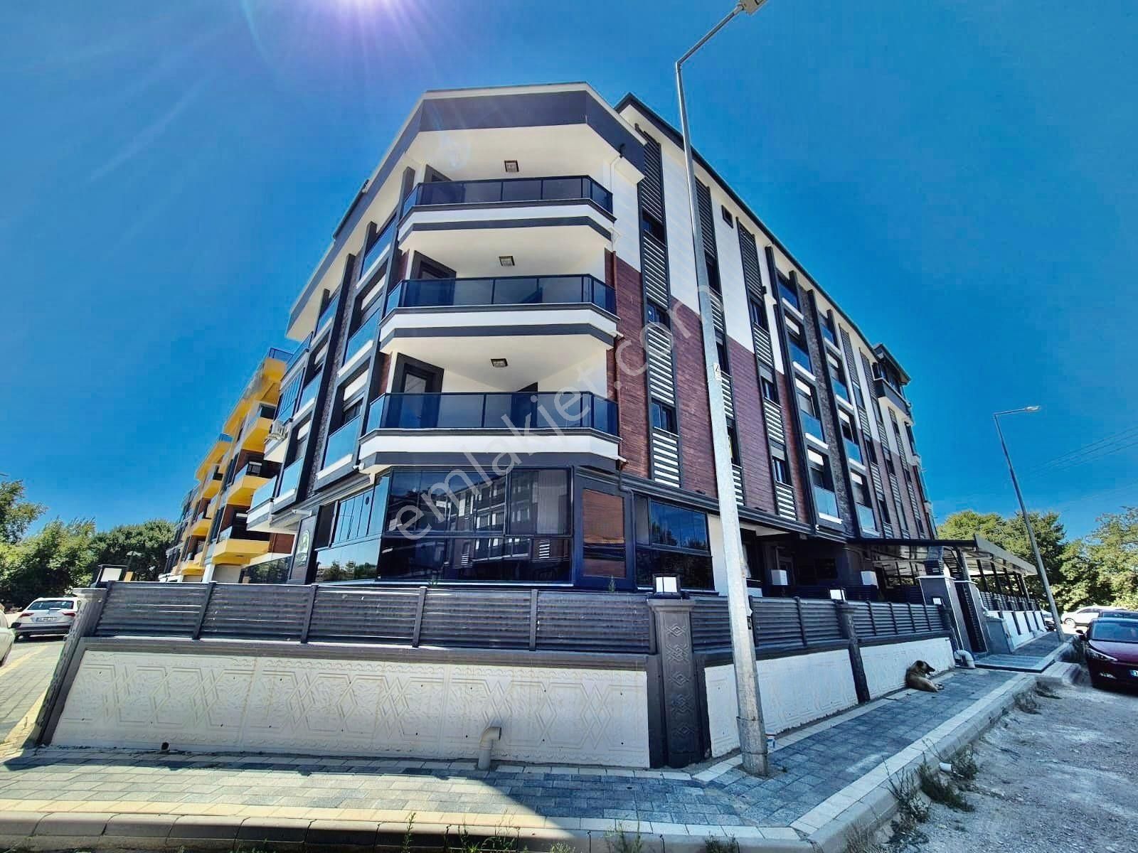 ▓zeytinli Gayrimenkul'den Ultralüx Tasarım & Ön Cephe Doğlgazlı 2+1 Satılık Daire - Görsel 14