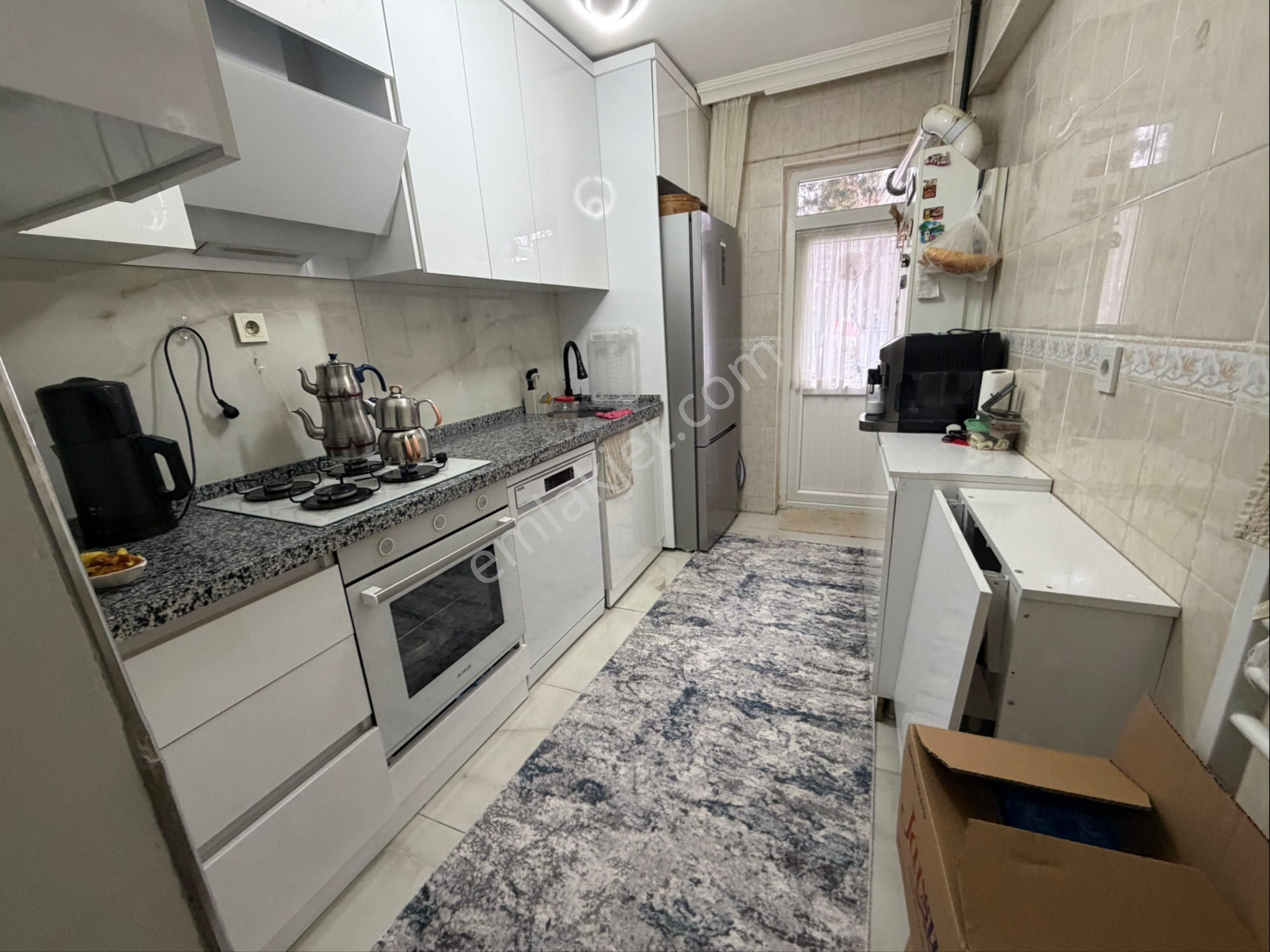 A L C Den Site İçi Metroya 5 Dk Full Yapılı Satılık 3+1 Daire