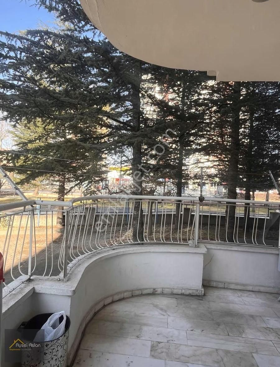 Keykubat'ta Anayol Üstünde 3+1 Satılık Daire - Görsel 9