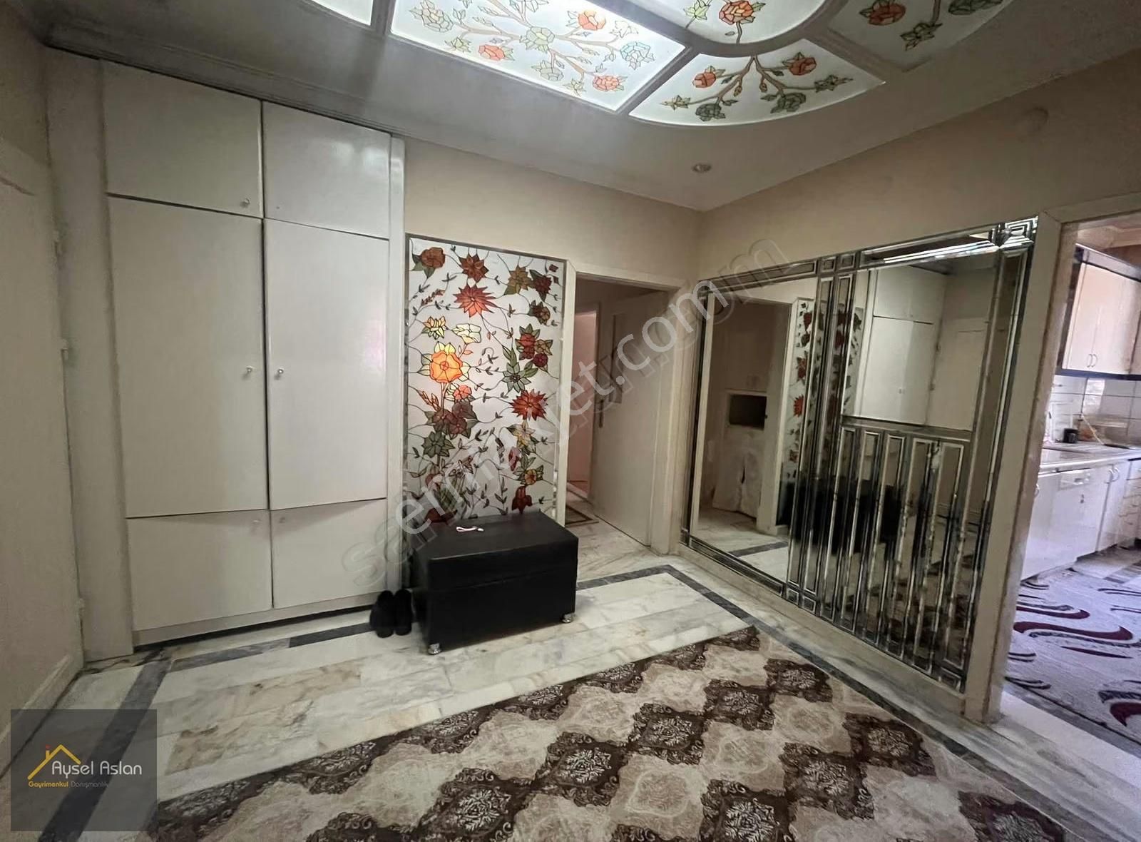 Keykubat'ta Anayol Üstünde 3+1 Satılık Daire - Görsel 19