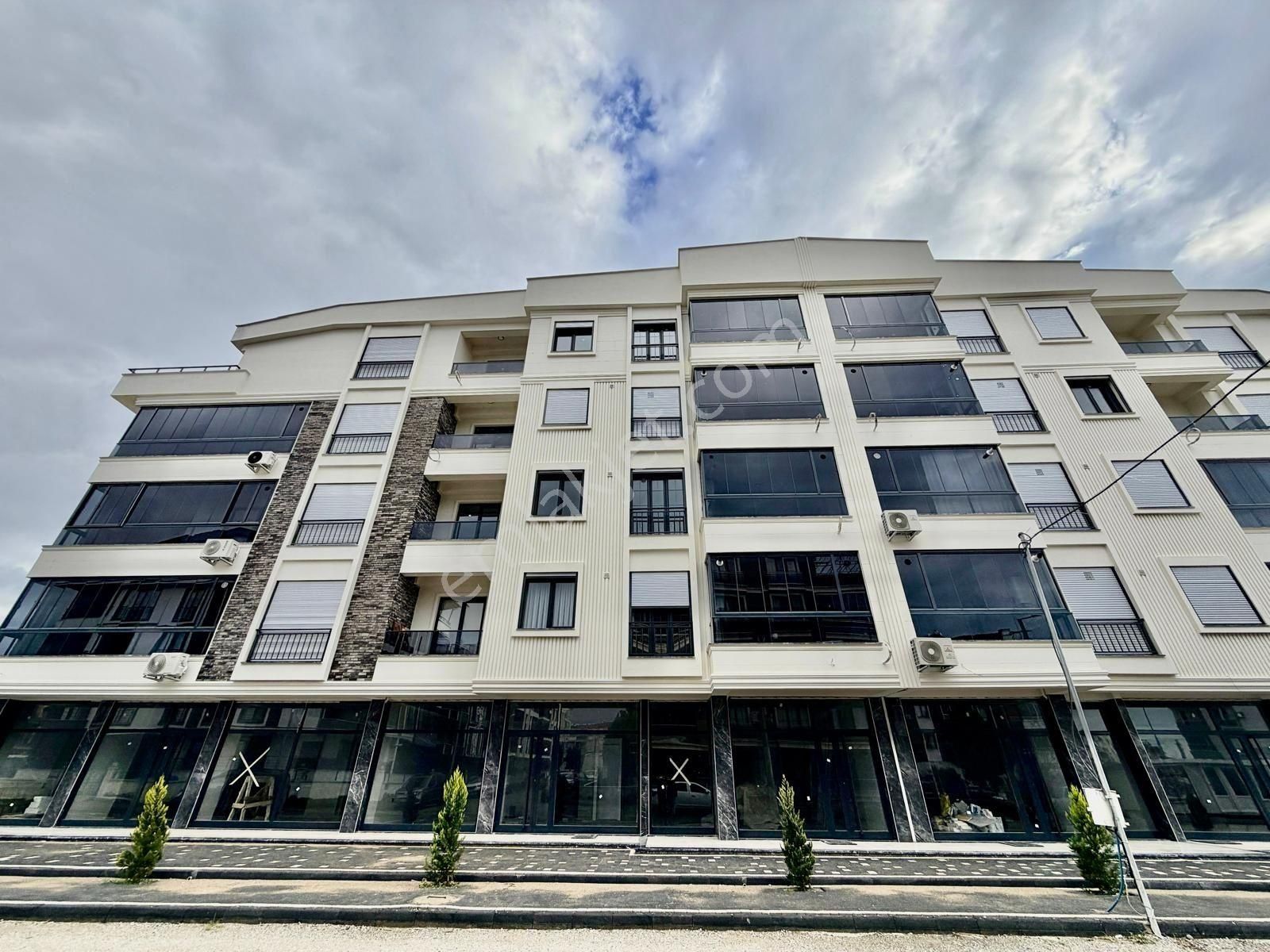 ▓zeytinli Gayrimenkul'den Lüxün Addresi & Sıfır Arakat 1+1 Satılık Daire - Görsel 33