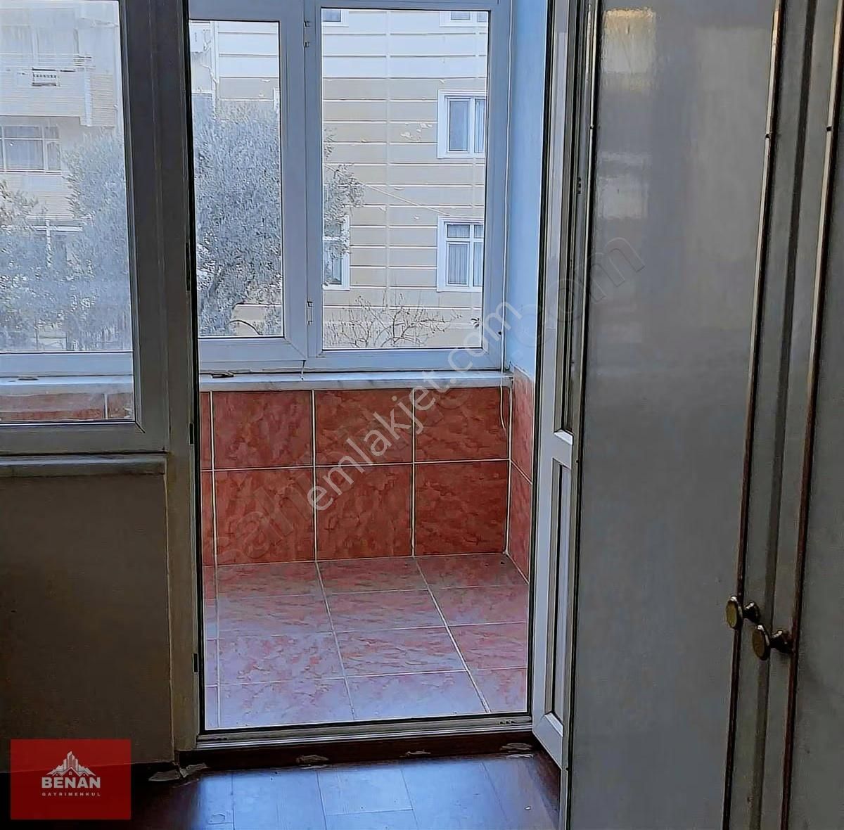 Çınarcık Merkezde Satılık 2+1 Doğalgazlı Daire - Görsel 9