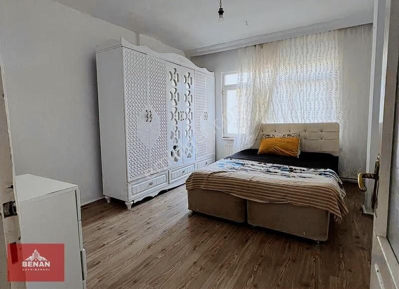 Çınarcık Merkezde Satılık 2+1 Doğalgazlı İçerisi Yapılı Daire - Görsel 2