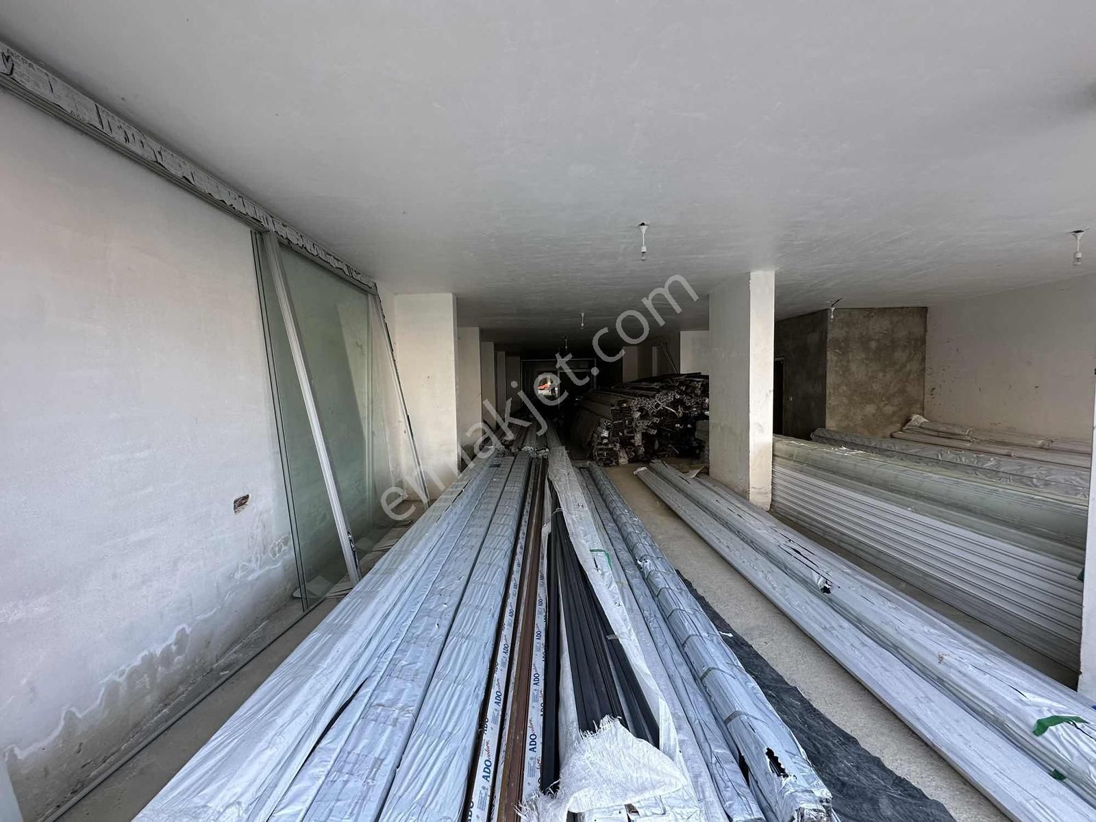 Vıp Real Estate Pelitli'de Kiralık Dükkan 200m2 - Görsel 18