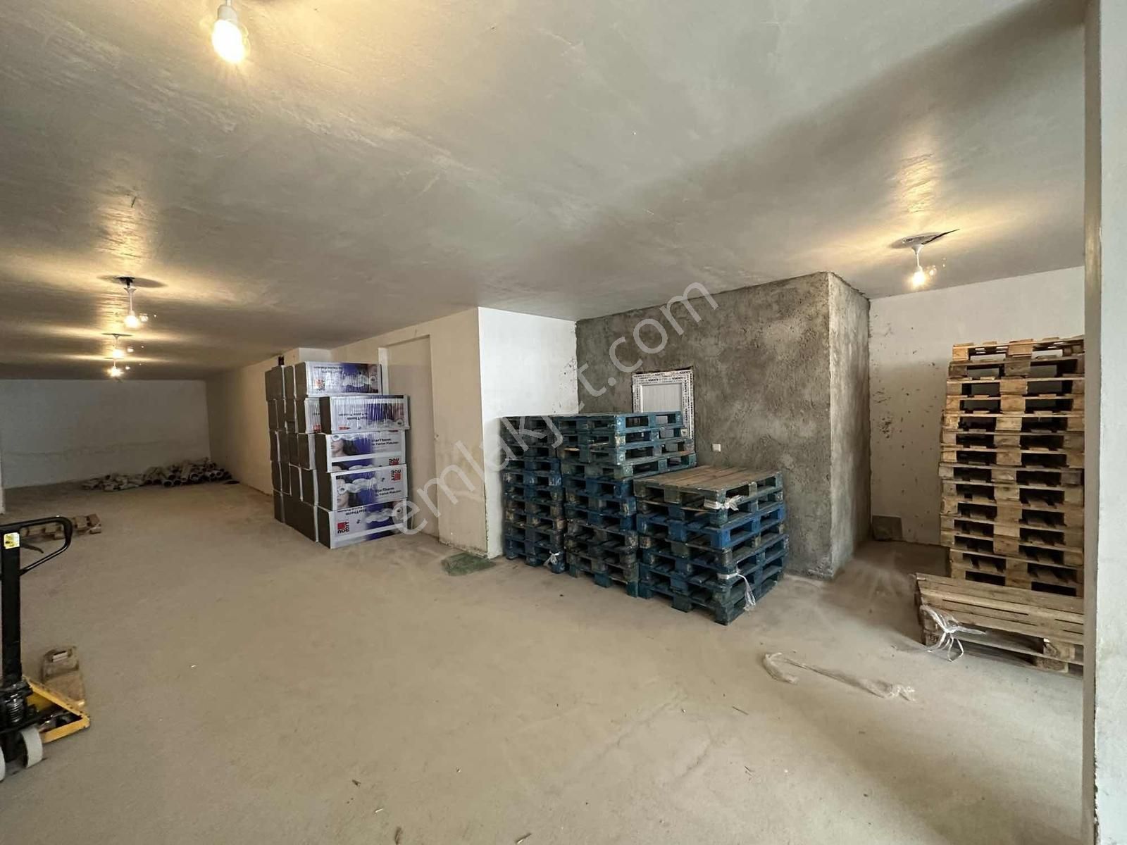 Vıp Real Estate Pelitli'de Kiralık Dükkan 200m2 - Görsel 13