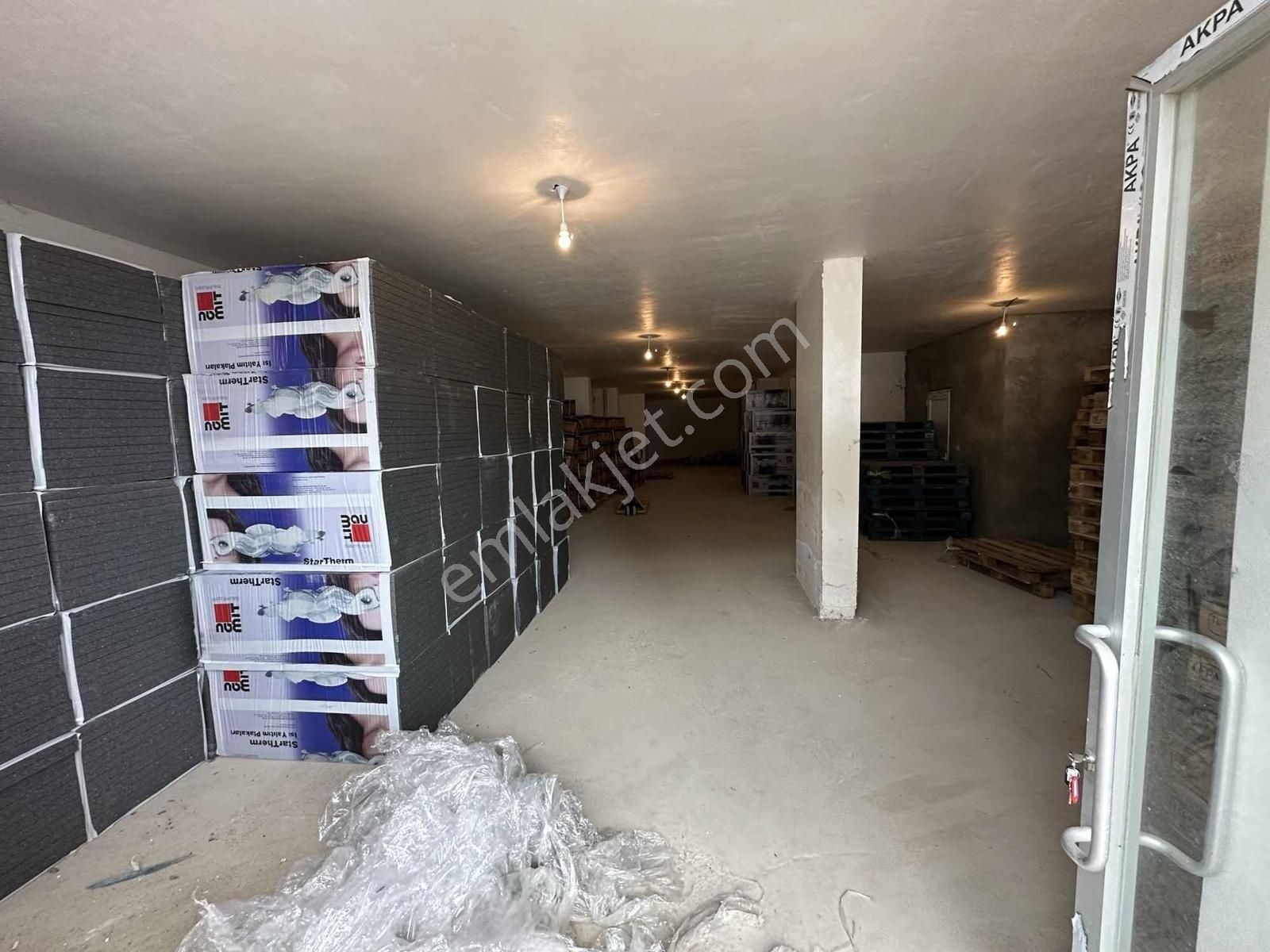 Vıp Real Estate Pelitli'de Kiralık Dükkan 200m2 - Görsel 12