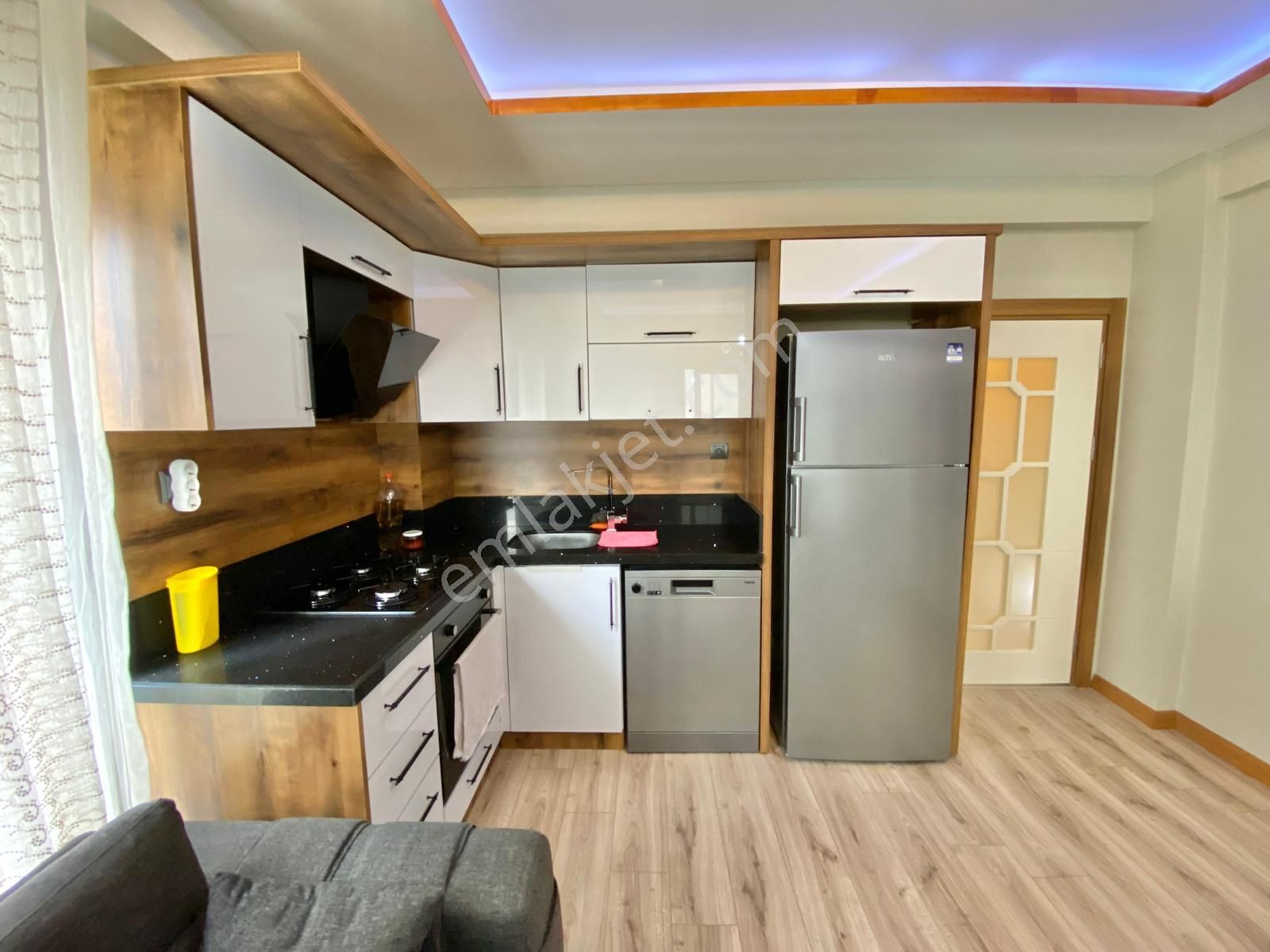 🏡 Referans'tan Altınkum'da Denize 100 Metre Eşyalı Ara Kat 1+1 Daire