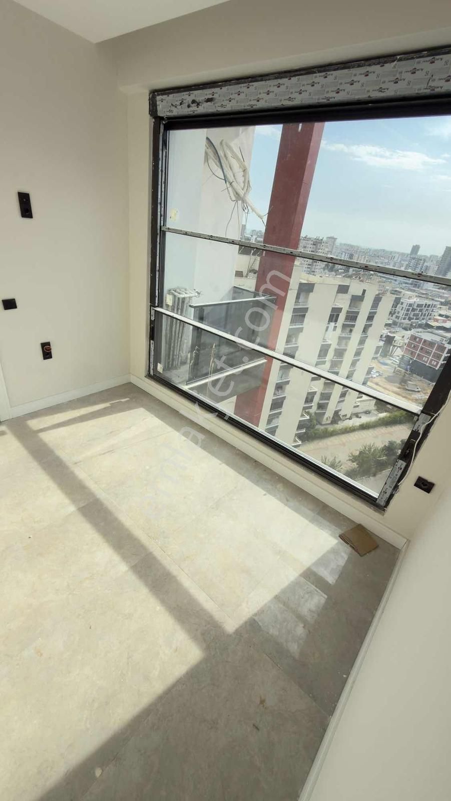 Uçan'dan Üniversite Caddesi 2+1 Havuzlu Daire - Görsel 10