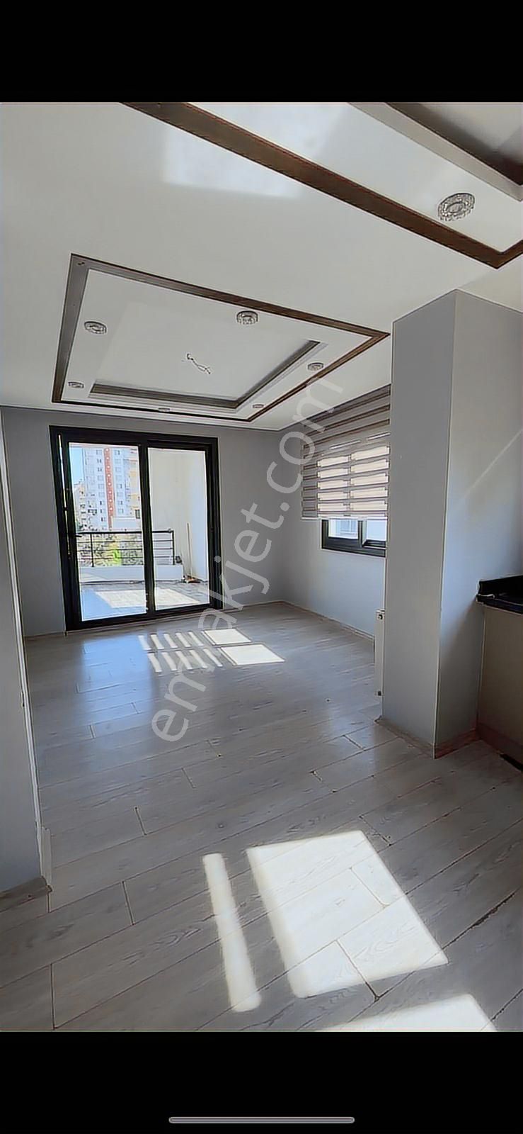 Uçan'dan 4+1 Soli Civ. Mezitli Mah Havuzlu Site İçerisi - Görsel 12