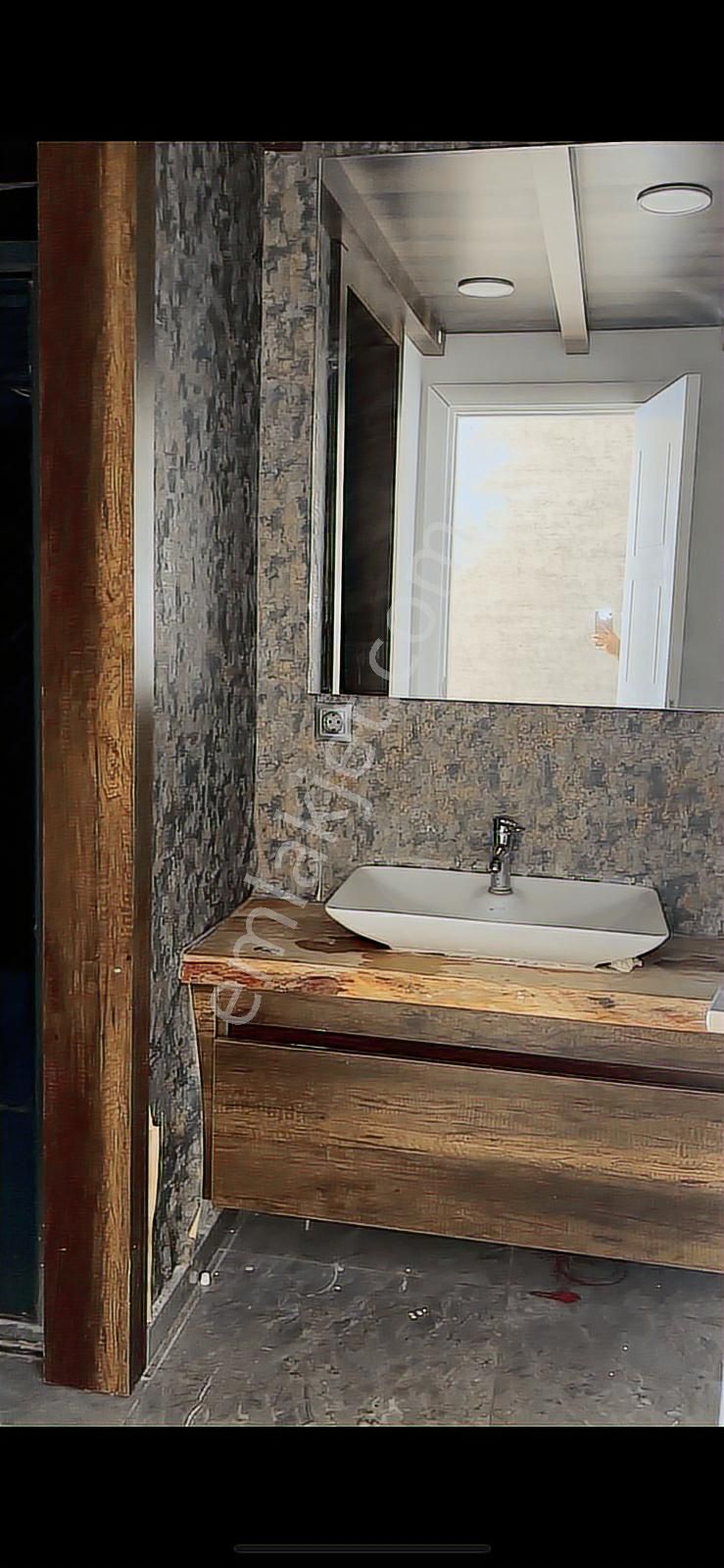 Uçan'dan 4+1 Soli Civ. Mezitli Mah Havuzlu Site İçerisi - Görsel 9