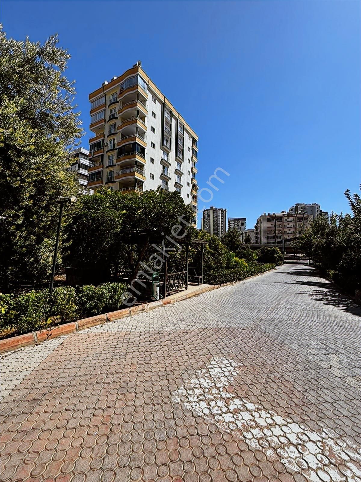 Uçan'dan Yenişehirde Havuzlu Aile Sitesi 3+1 Fiyat Düştü - Görsel 24