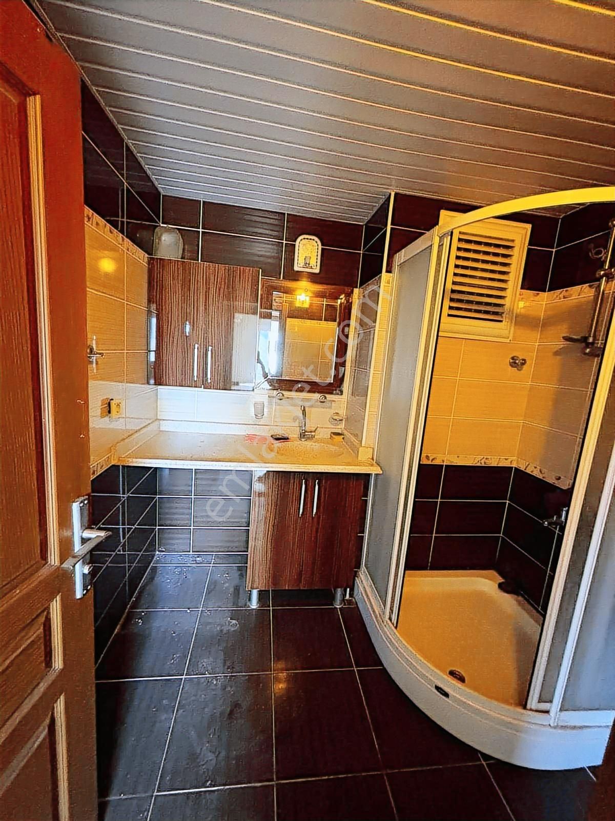 Uçan'dan Yenişehirde Havuzlu Aile Sitesi 3+1 Fiyat Düştü - Görsel 18