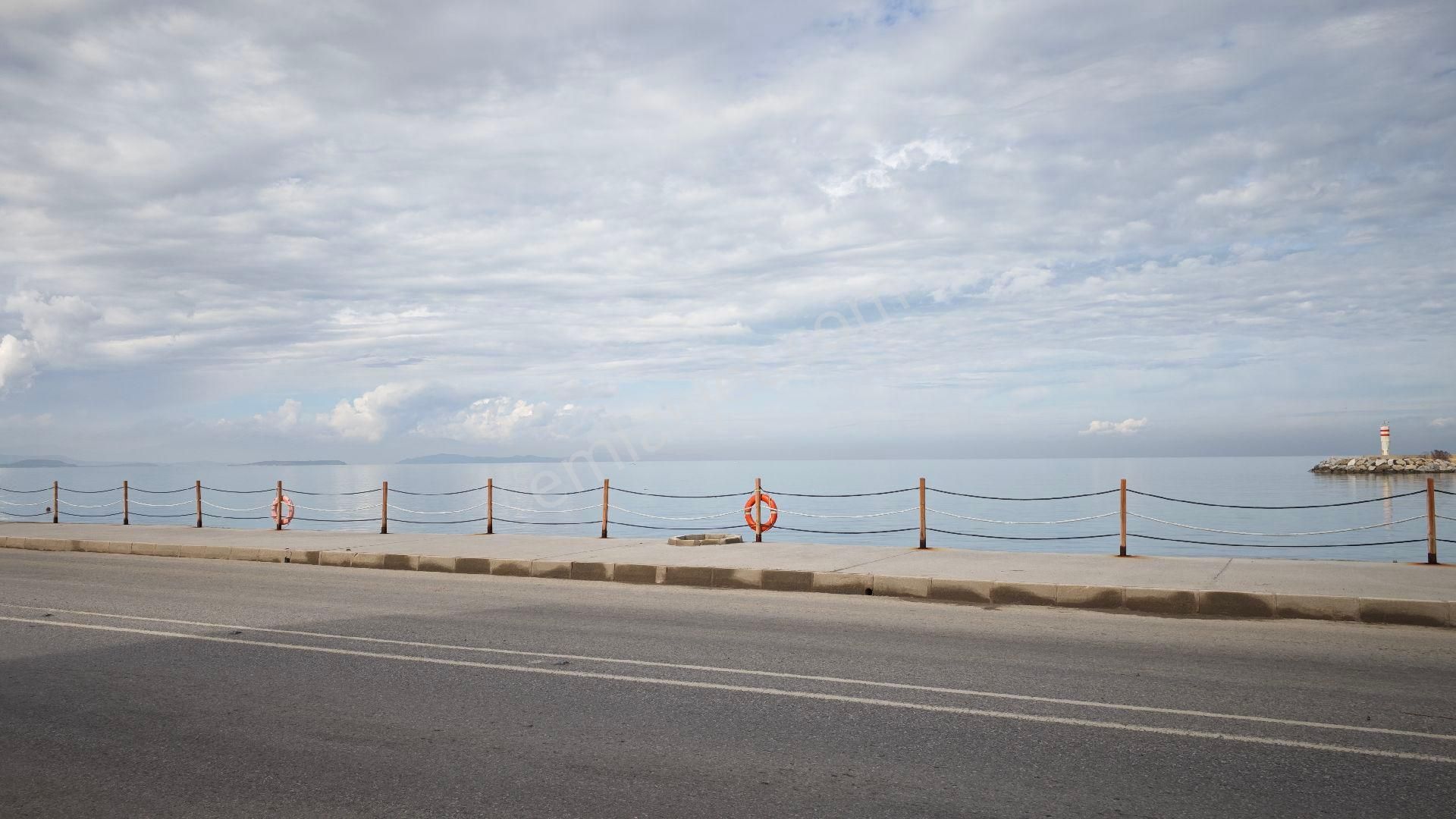 Güzelbahçe Yalı Mh Satılık Plaja Adım Mesafede - Görsel 33