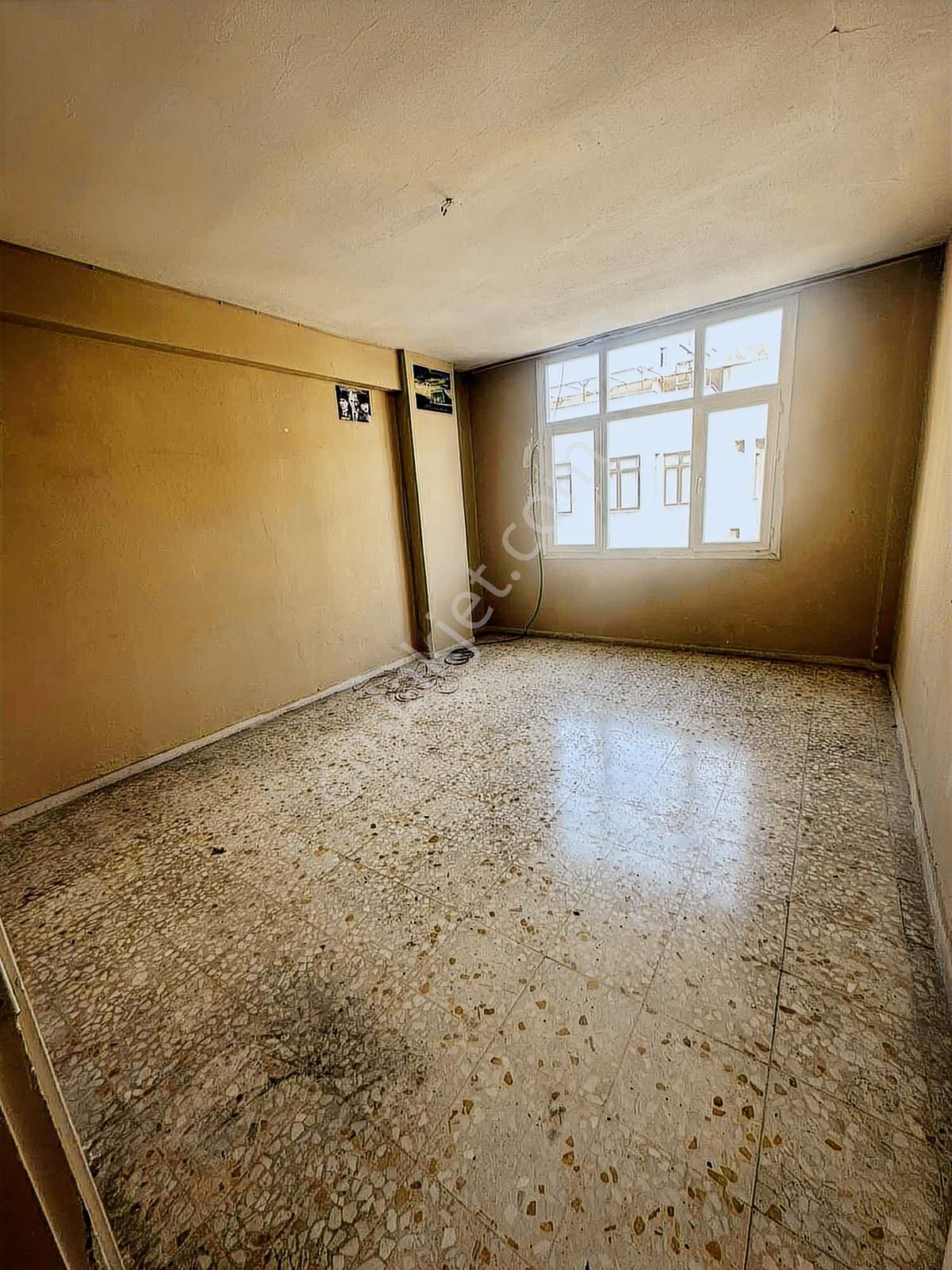 Uçan Yapıdan Kiracısı Hazır Adliye Civarı 4+1yüksek Araç Takaslı - Görsel 3