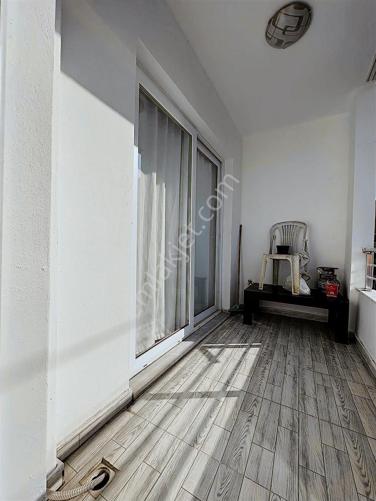 Uçan Yapıdan Sağlık Mahallesinde 2+1 Krediye Uygun - Görsel 8