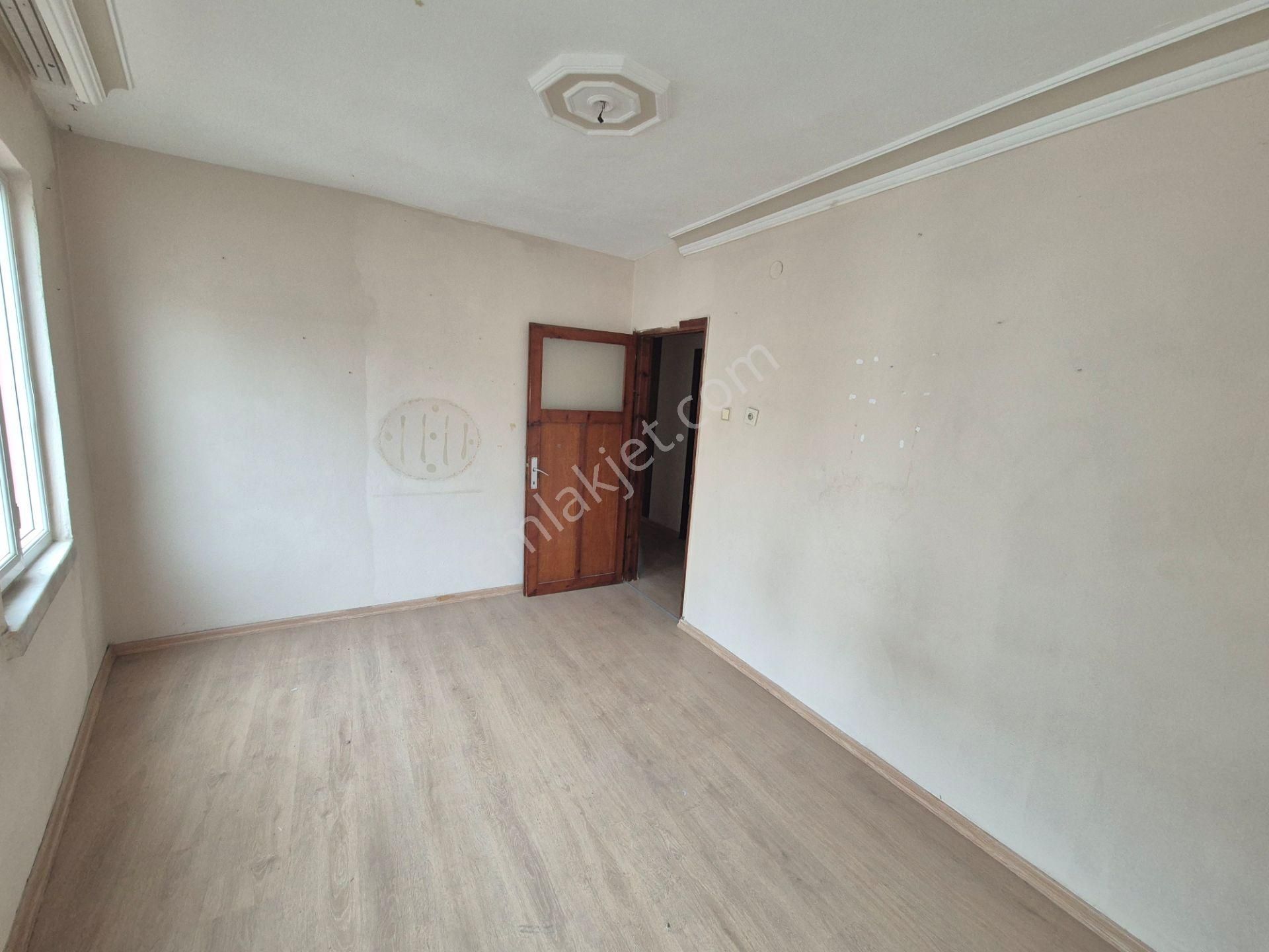 Prestij'den Gazi'de Muğdat Cami Civarı Asansörlü İçi Yapılı 3+1 Daire - Görsel 11