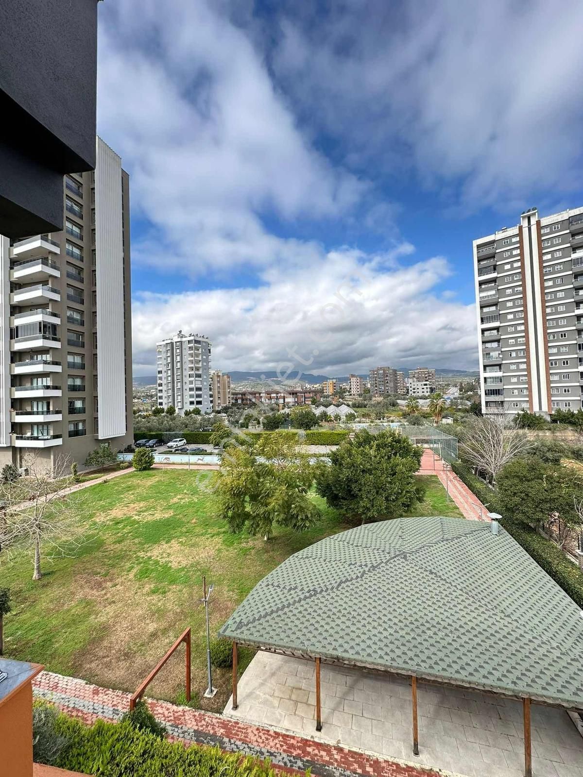 Uçan Yapıdan Eski Mezitli'de Kiracısı Hazır Uygun Yatırımlık - Görsel 4