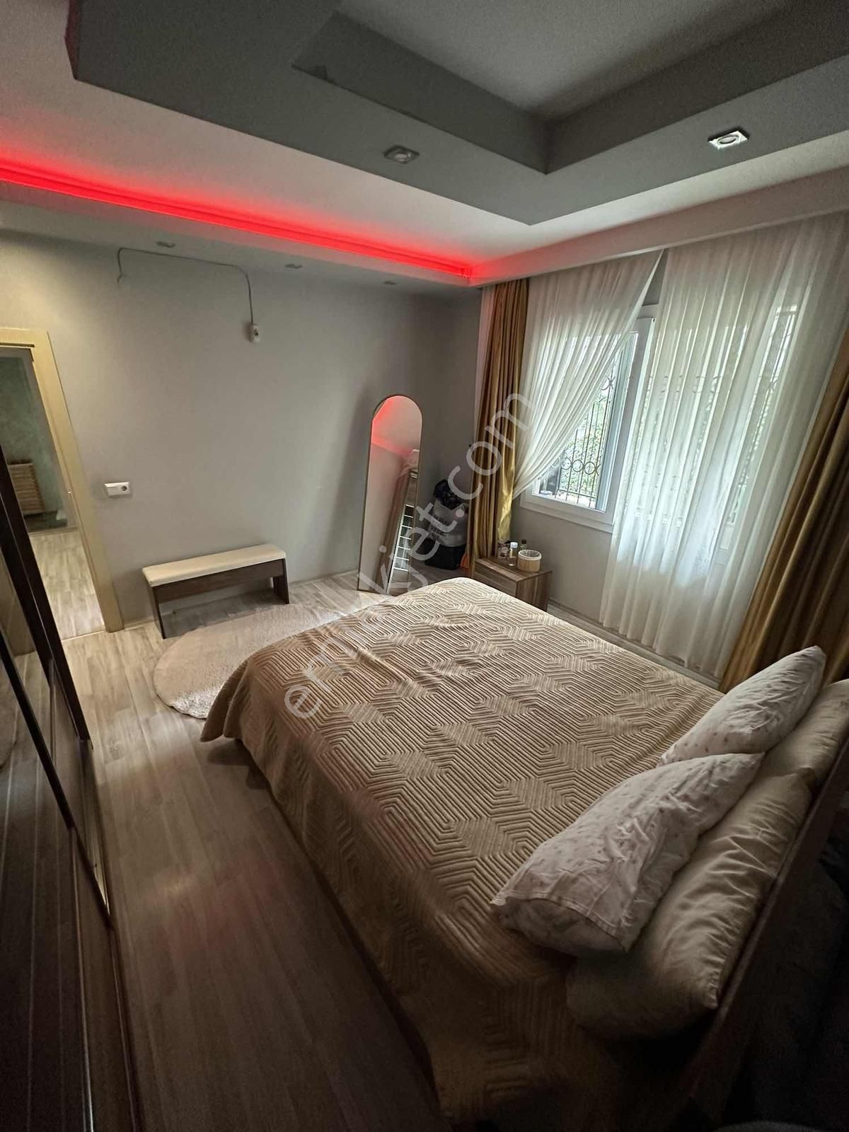 Uçandan Osmanıye Mah Ruhsatlı Bahçeli Full Bakımlı Müstakil - Görsel 5