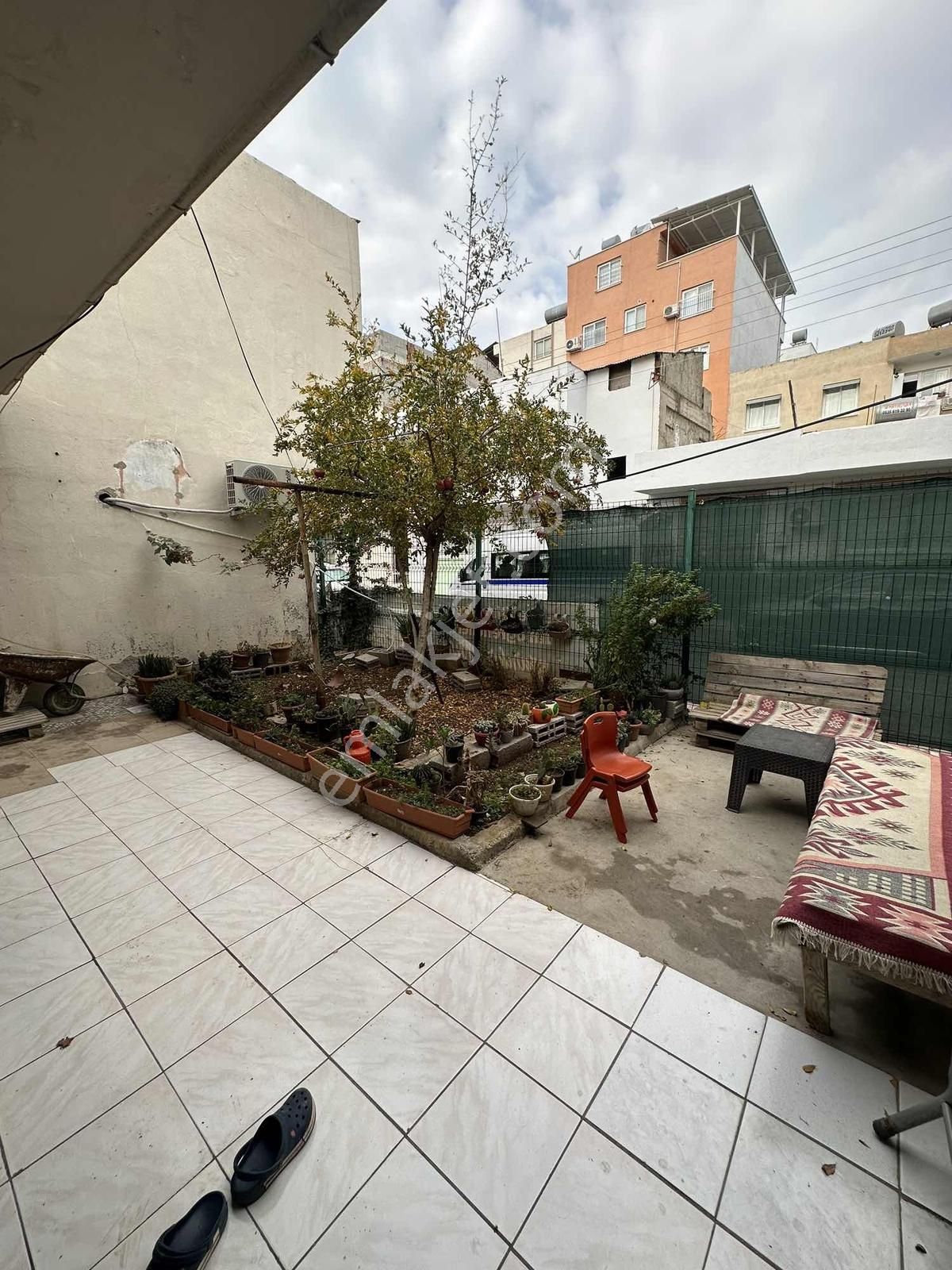 Uçandan Osmanıye Mah Ruhsatlı Bahçeli Full Bakımlı Müstakil - Görsel 3