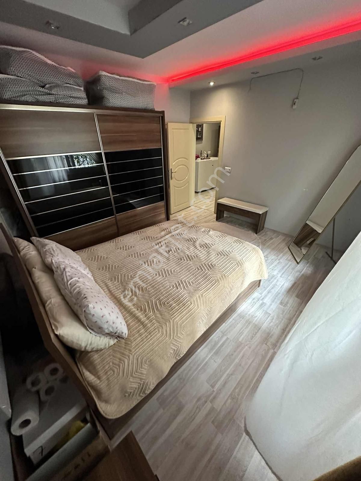 Uçandan Osmanıye Mah Ruhsatlı Bahçeli Full Bakımlı Müstakil - Görsel 22