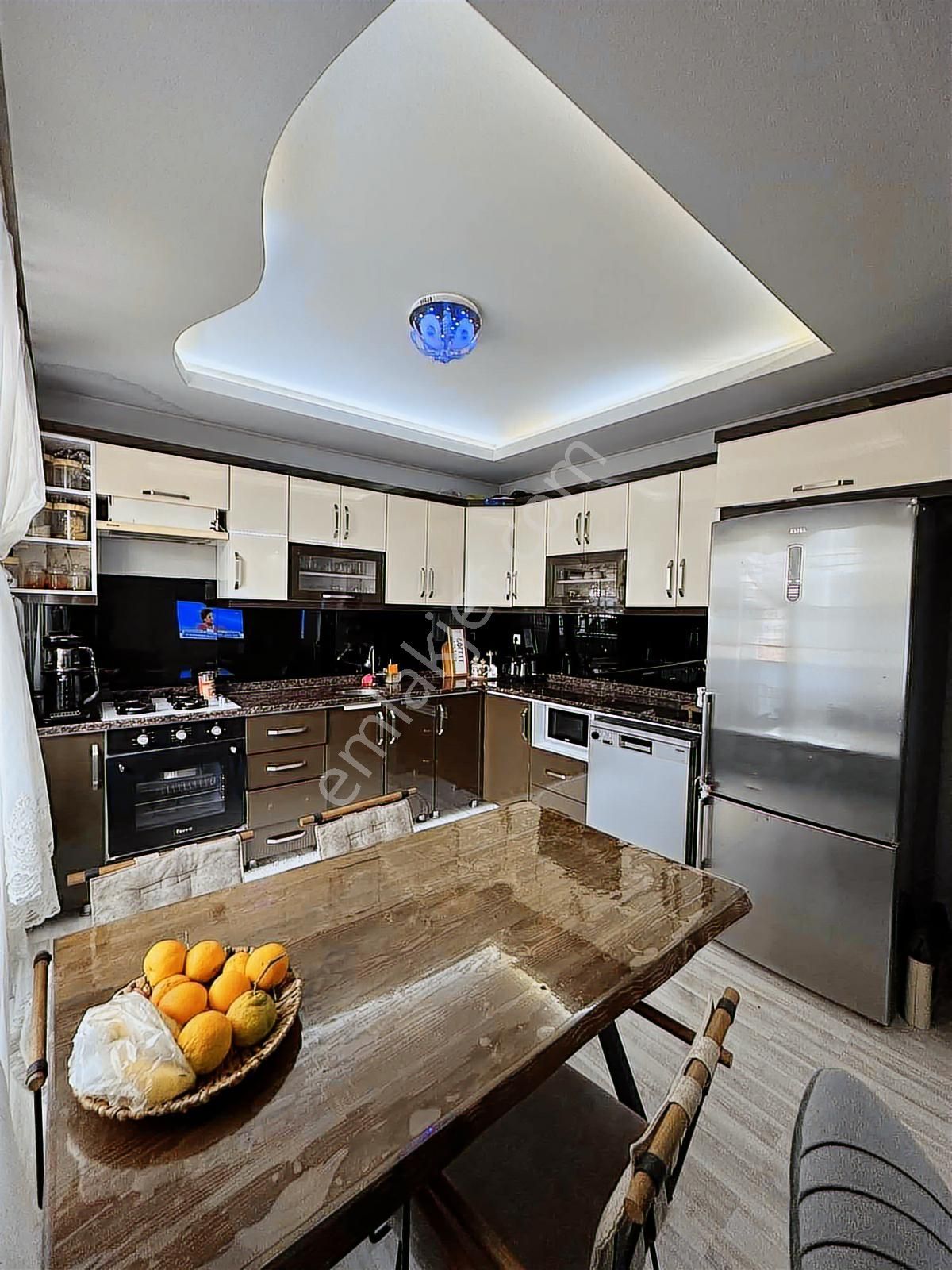 Uçandan Osmanıye Mah Ruhsatlı Bahçeli Full Bakımlı Müstakil - Görsel 10