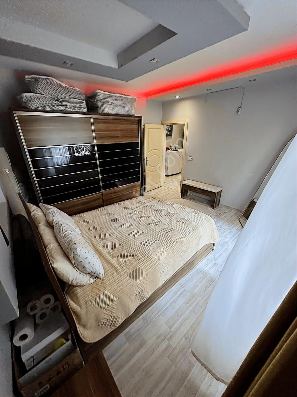 Uçandan Osmanıye Mah Ruhsatlı Bahçeli Full Bakımlı Müstakil - Görsel 16