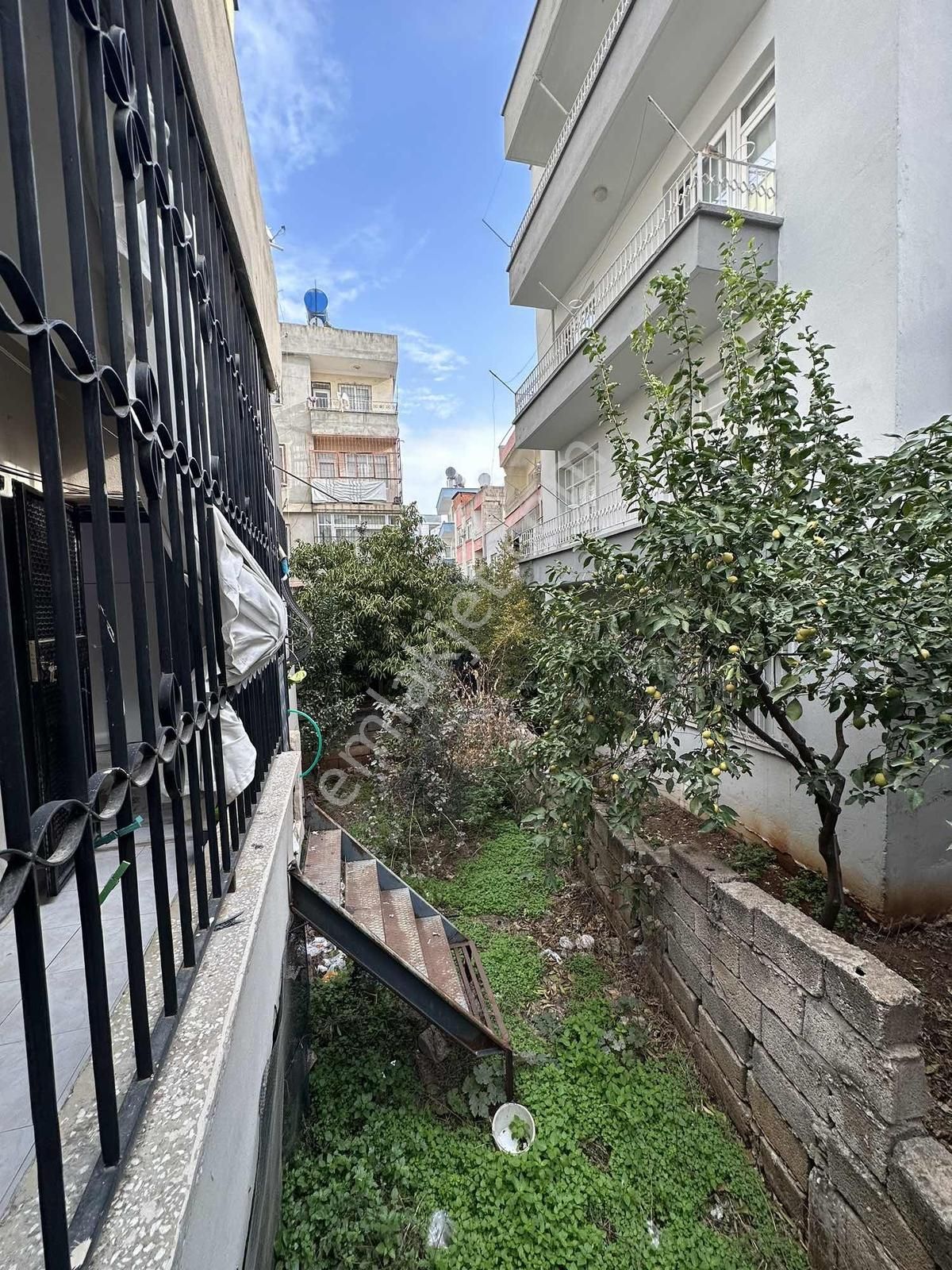 Uçandan Osmanıye Mah Ruhsatlı Bahçeli Full Bakımlı Müstakil - Görsel 31