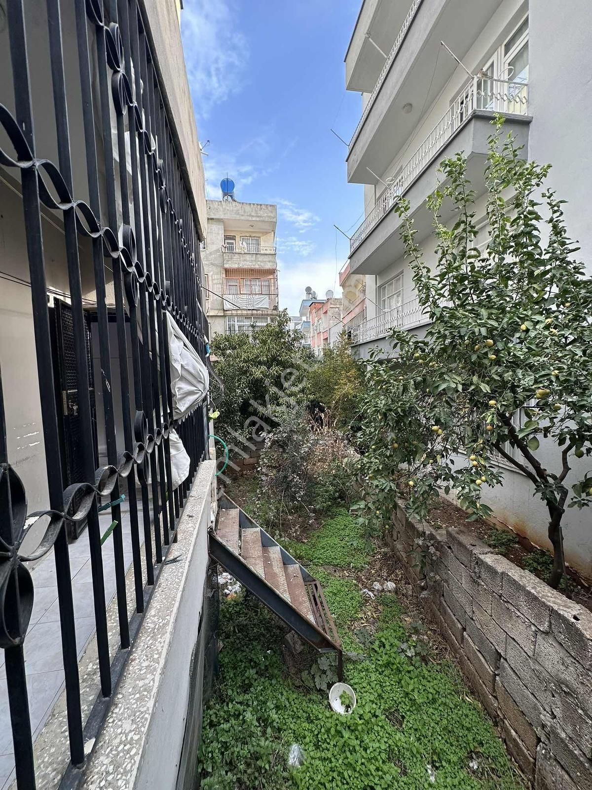 Uçandan Osmanıye Mah Ruhsatlı Bahçeli Full Bakımlı Müstakil - Görsel 2