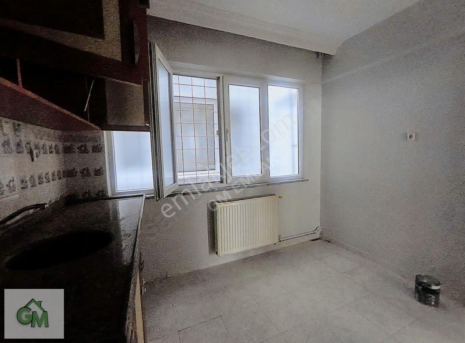 Gm'den Görüklede Aile Binasında Kiralık 3+1 Ayrı Mutfaklı Daire - Görsel 2
