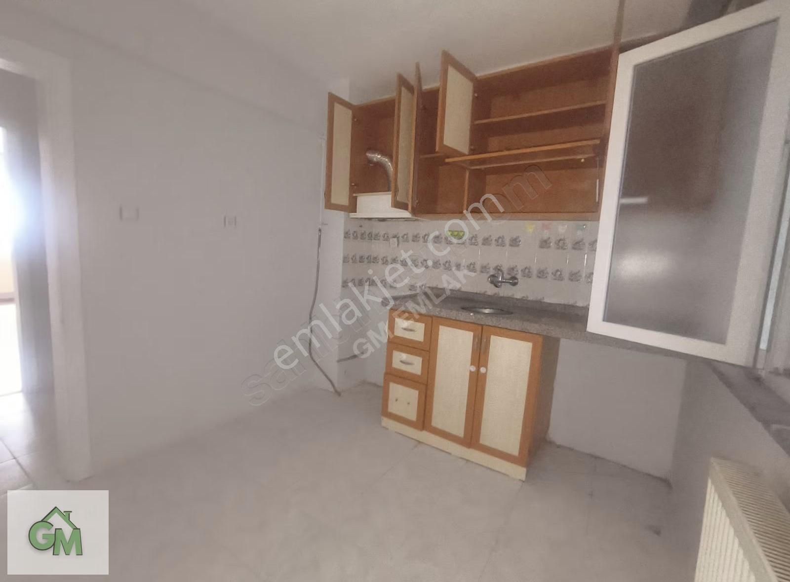 Gm'den Görüklede Aile Binasında Kiralık 3+1 Ayrı Mutfaklı Daire - Görsel 19