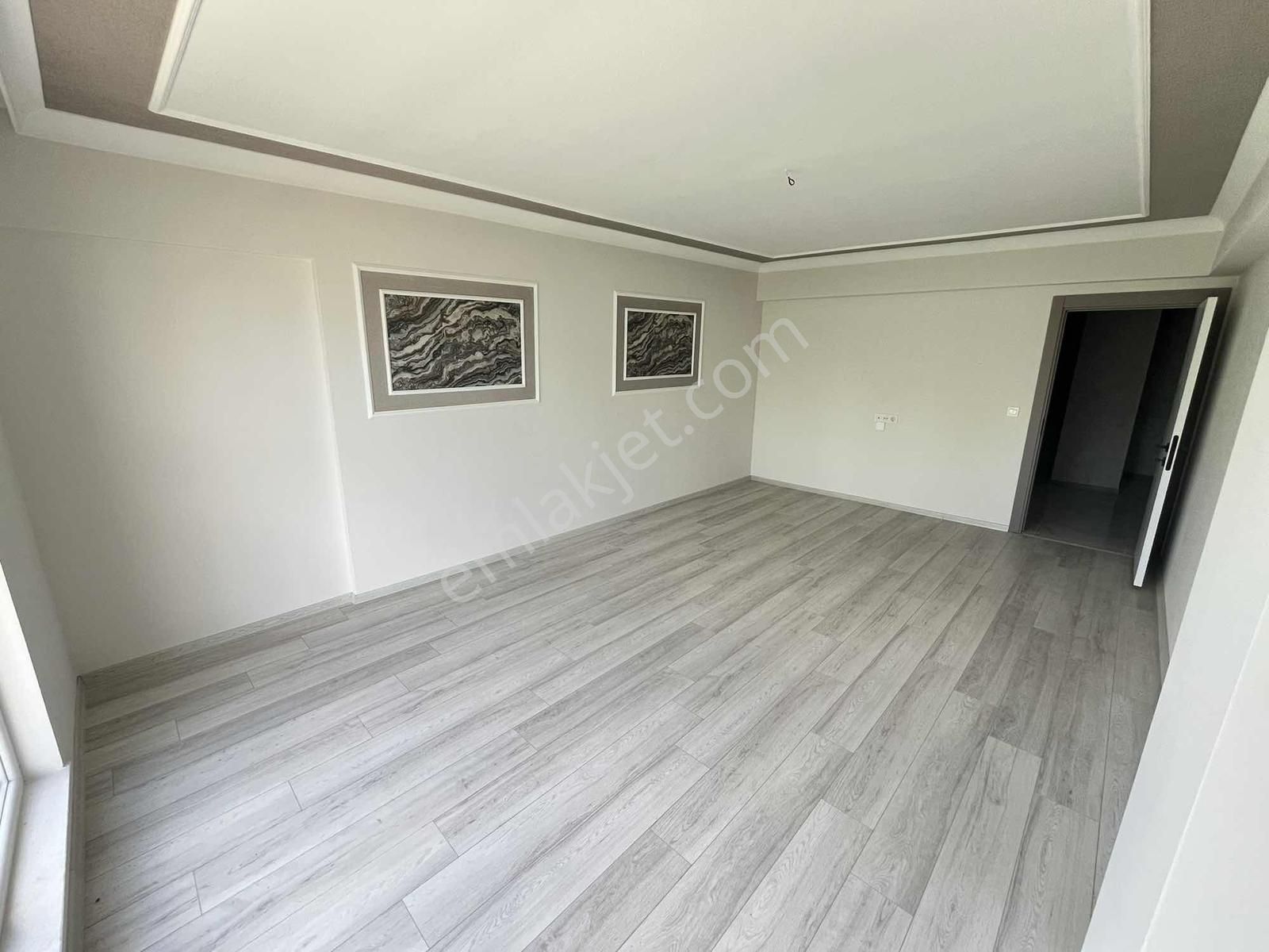 1.sınıf Ultra Lüks 3+1 120 M2 Ara Katta Oturuma Hazır Fırsat !! - Görsel 12