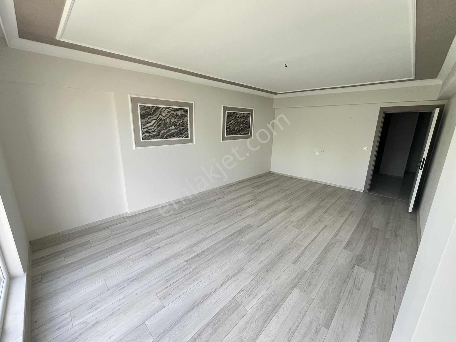 1.sınıf Ultra Lüks 3+1 120 M2 Ara Katta Oturuma Hazır Fırsat !! - Görsel 11