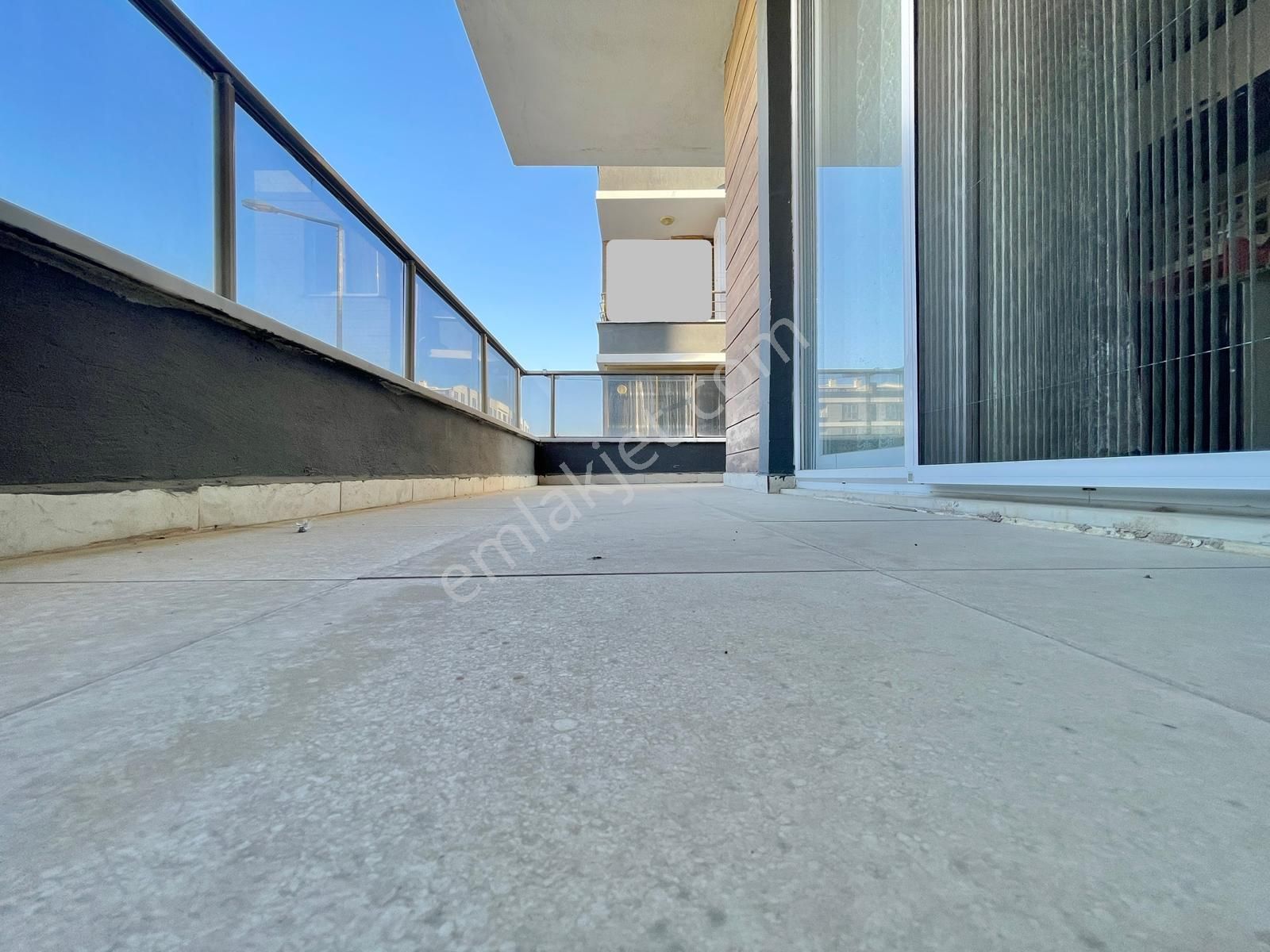 Berkay Demirel'den Altınkumda Hafta Sonu Fırsatı 7 Yaşında 3+1 Daire - Görsel 16