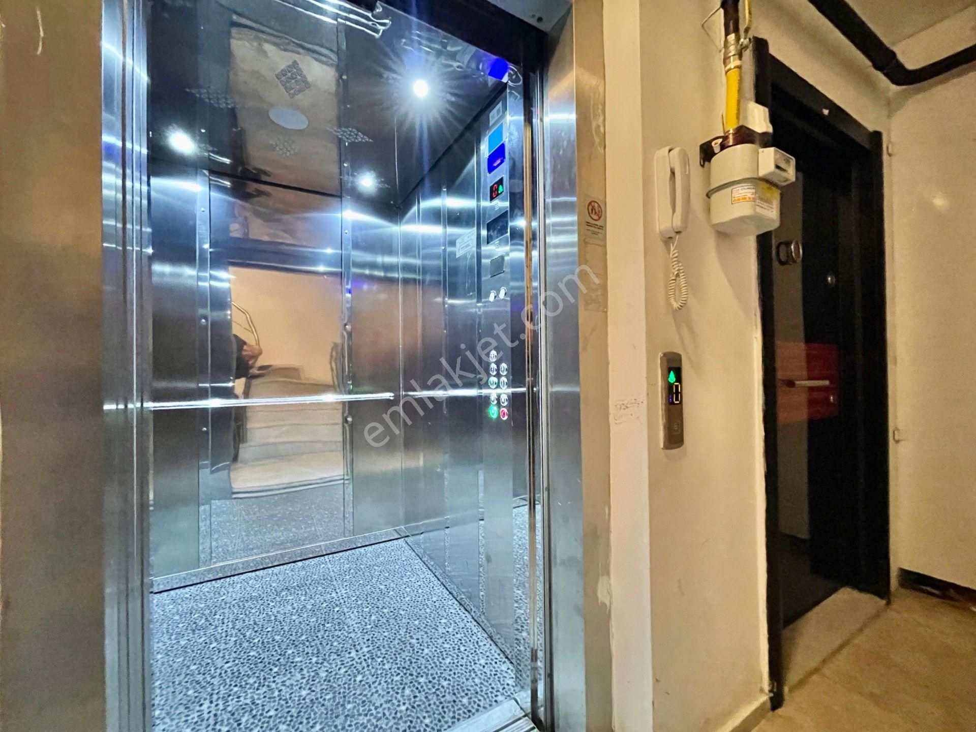 Berkay Demirel'den Altınkumda Hafta Sonu Fırsatı 7 Yaşında 3+1 Daire - Görsel 3