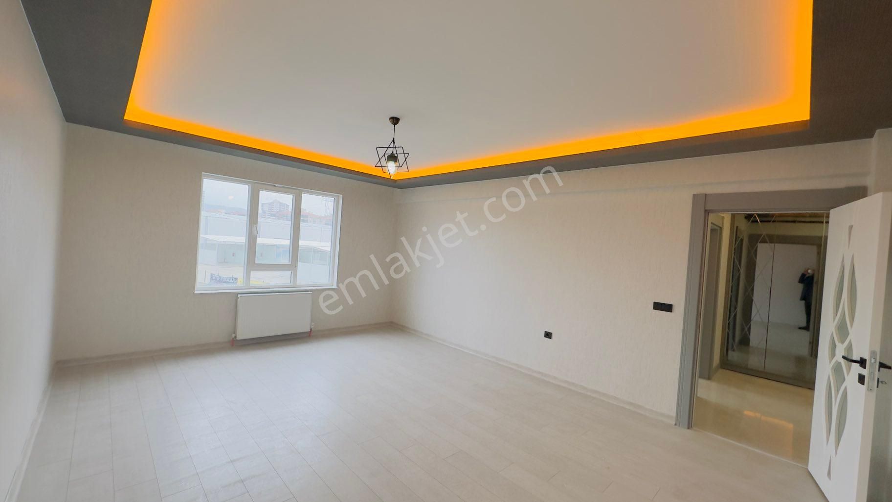 Kc Emlaktan Site İçerisinde Lüks 3+1 130m2 Fırsat Dairesi - Görsel 12