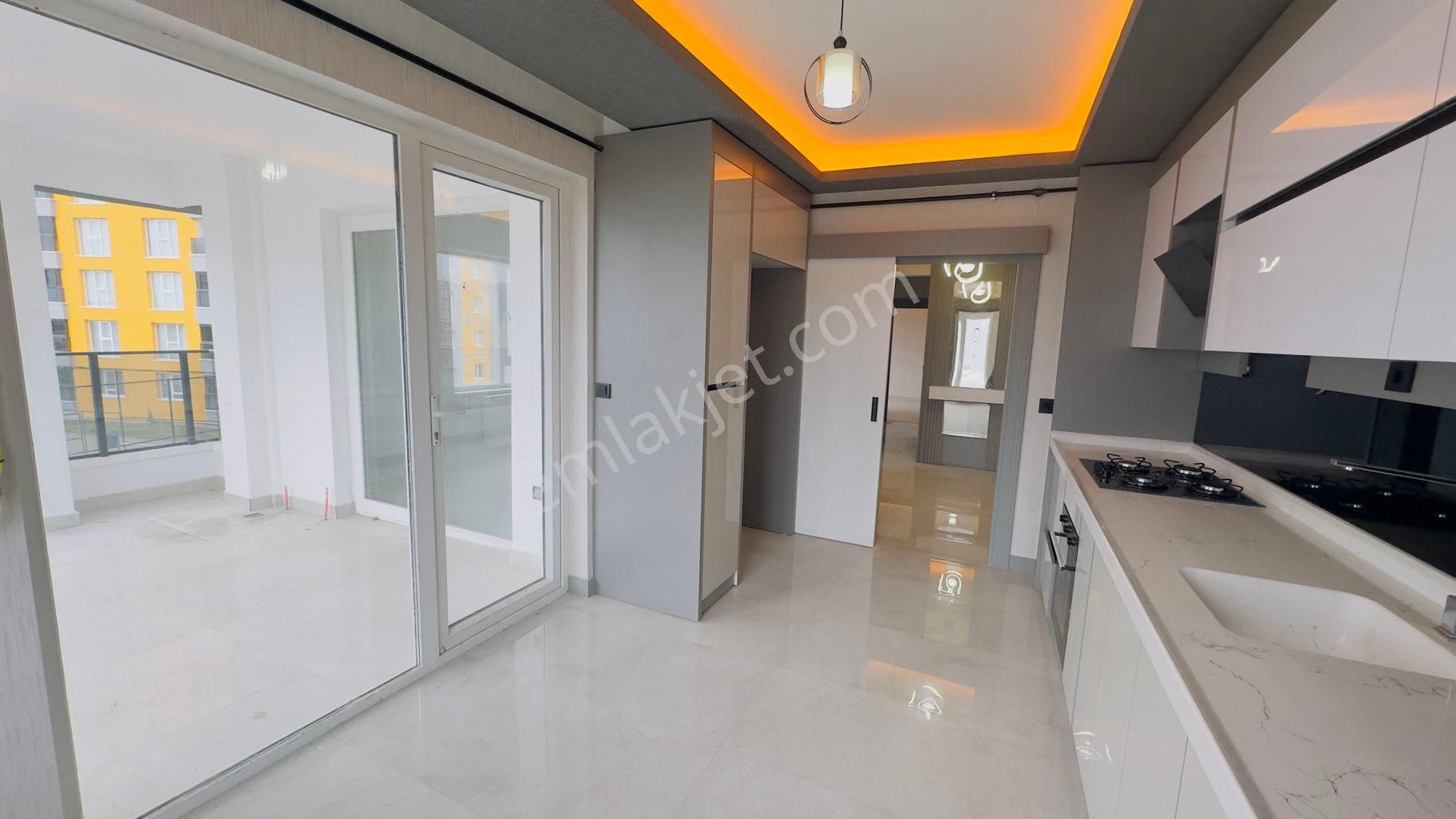 Kc Emlaktan Site İçerisinde Lüks 3+1 130m2 Fırsat Dairesi - Görsel 5