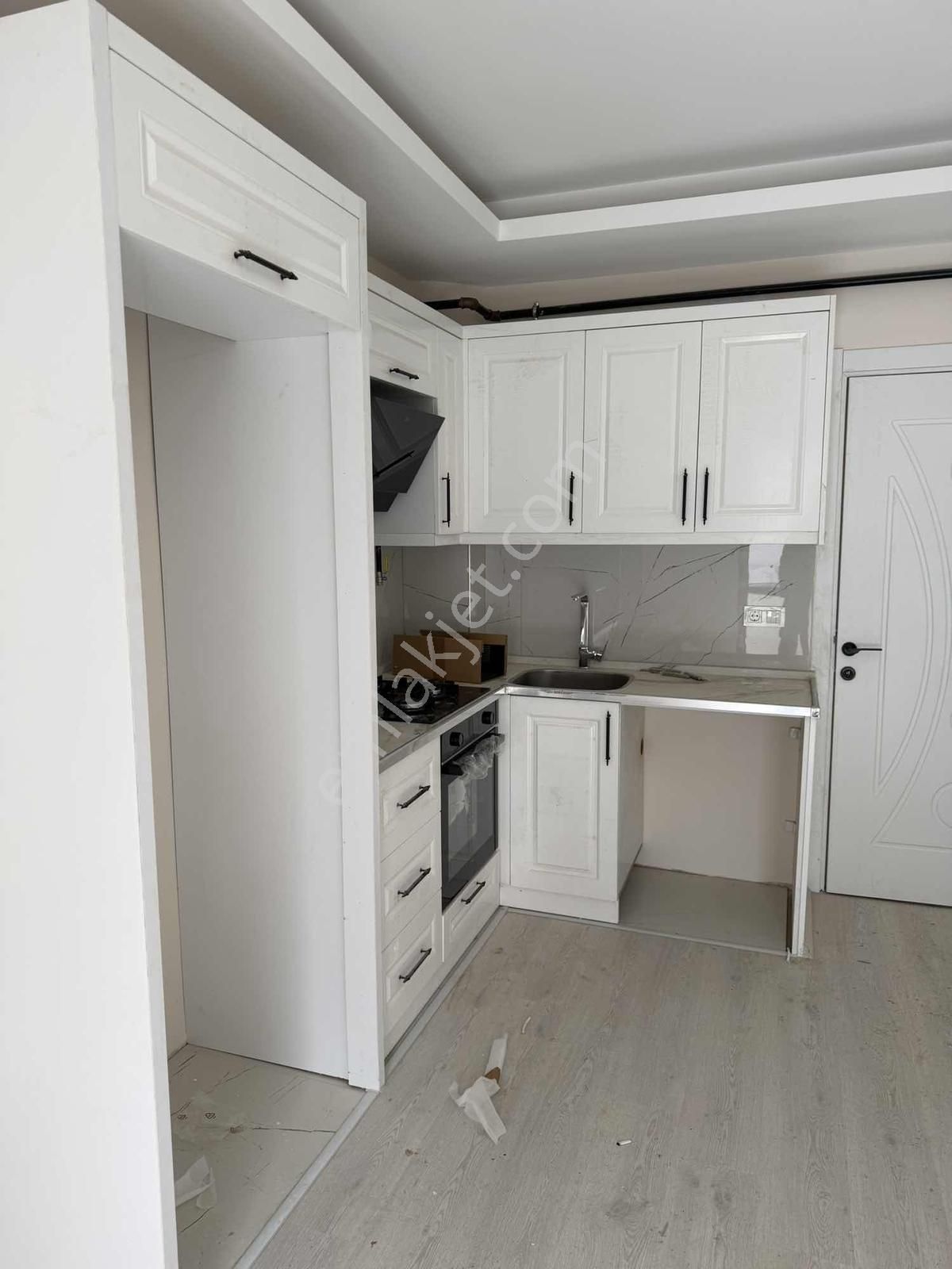 Turyap Torbalı'dan Uygun Fiyatlı Yatırımlık 1+1 Muratbey