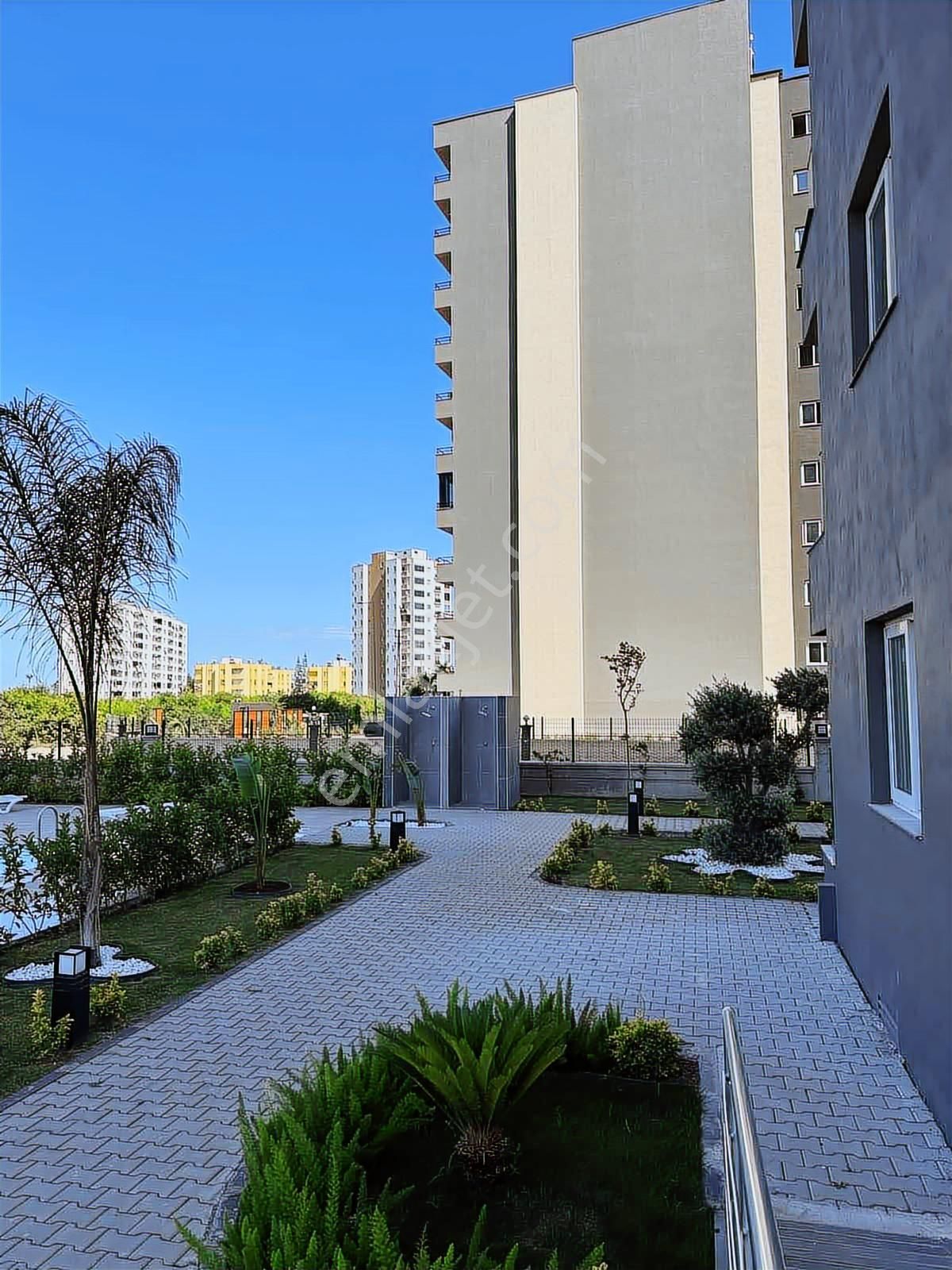 Uçan Yapıdan Sıfır 2+1 Havuzlu Site İçerisi İskanı Mevcut - Görsel 5