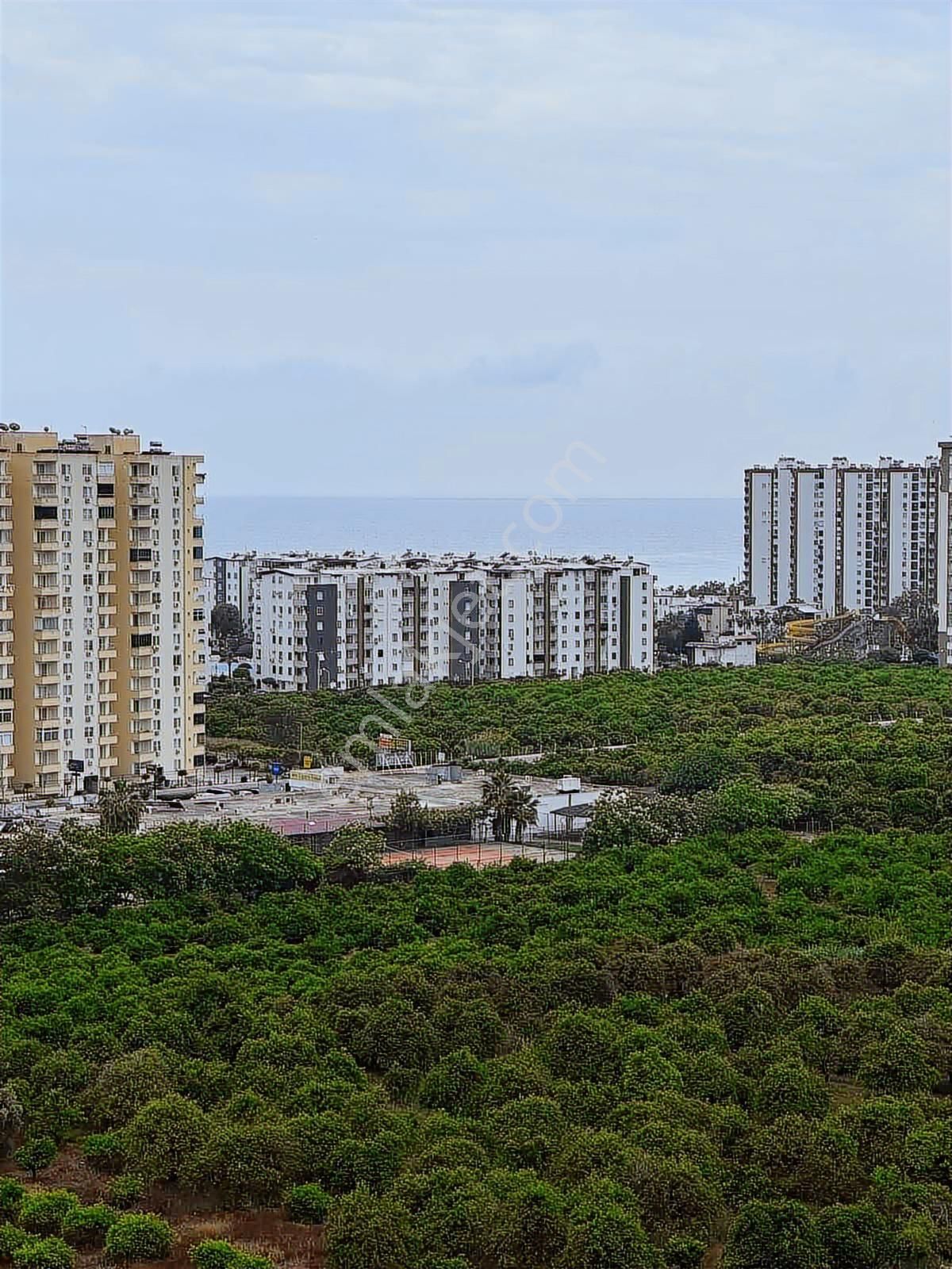 Uçan Yapıdan Sıfır 2+1 Havuzlu Site İçerisi İskanı Mevcut - Görsel 13