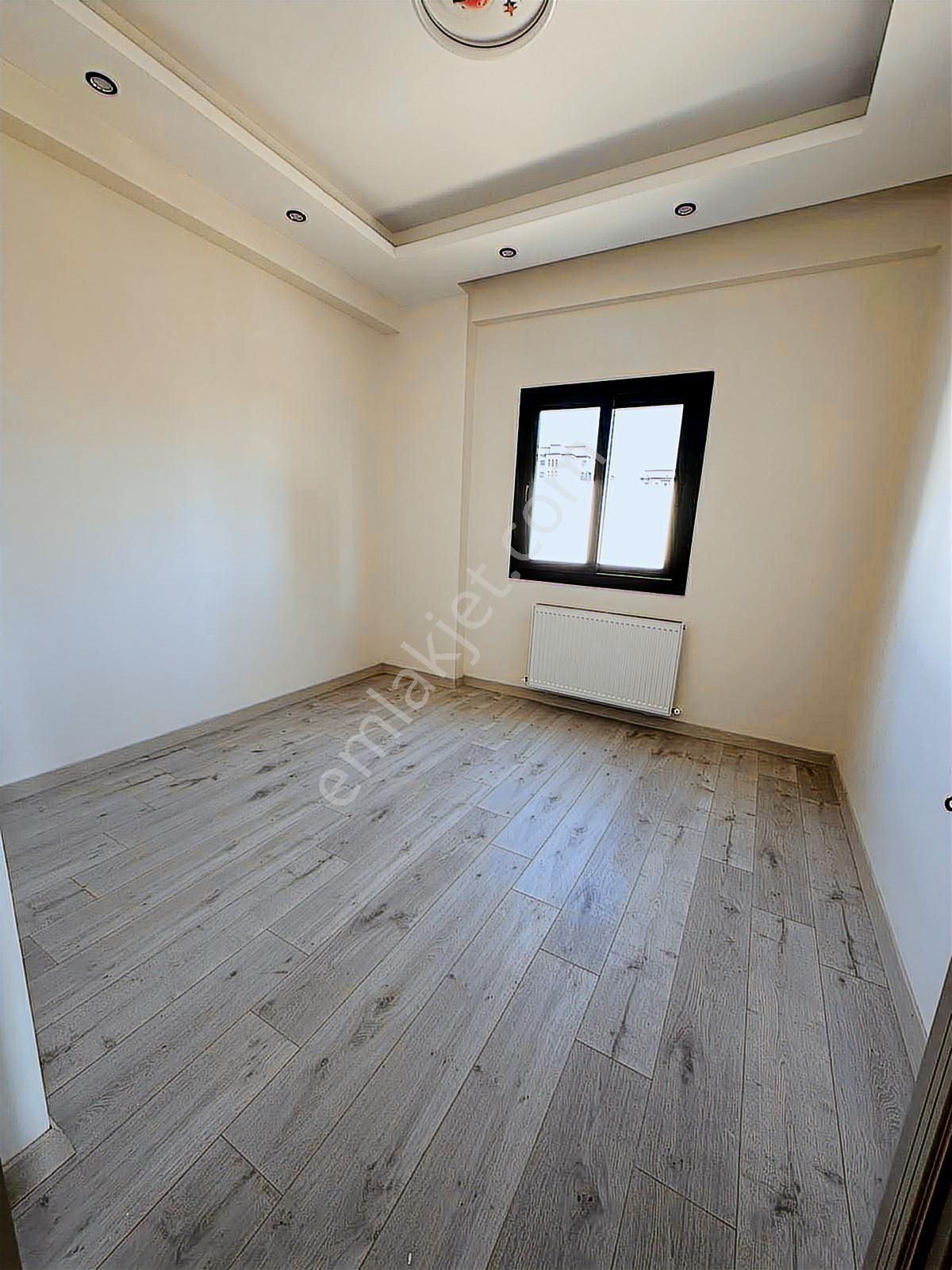 Uçan'dan Kuyuluk Vatan Caddesi Üzerinde Satılık 4+1 Daire ! - Görsel 15
