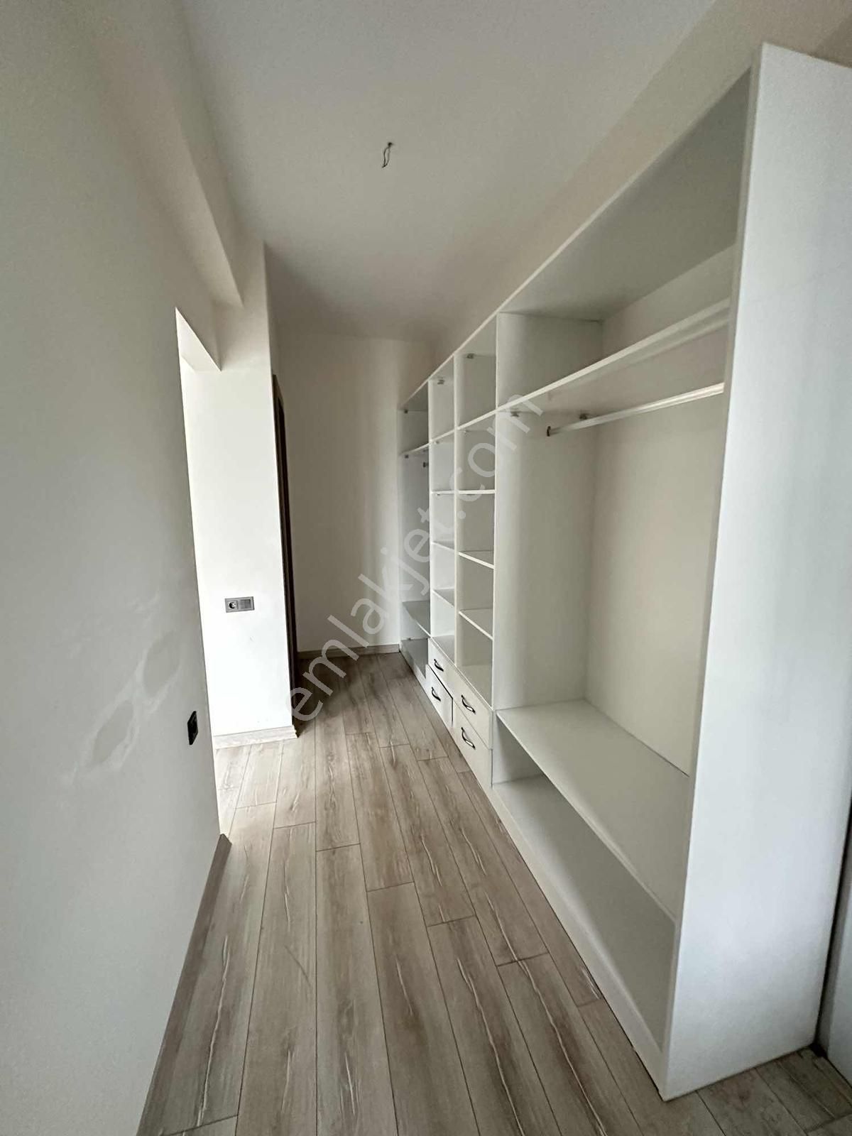 Uçan'dan Yenişehir Menteş Mahallesinde Satılık 4+1 Daire ! - Görsel 23