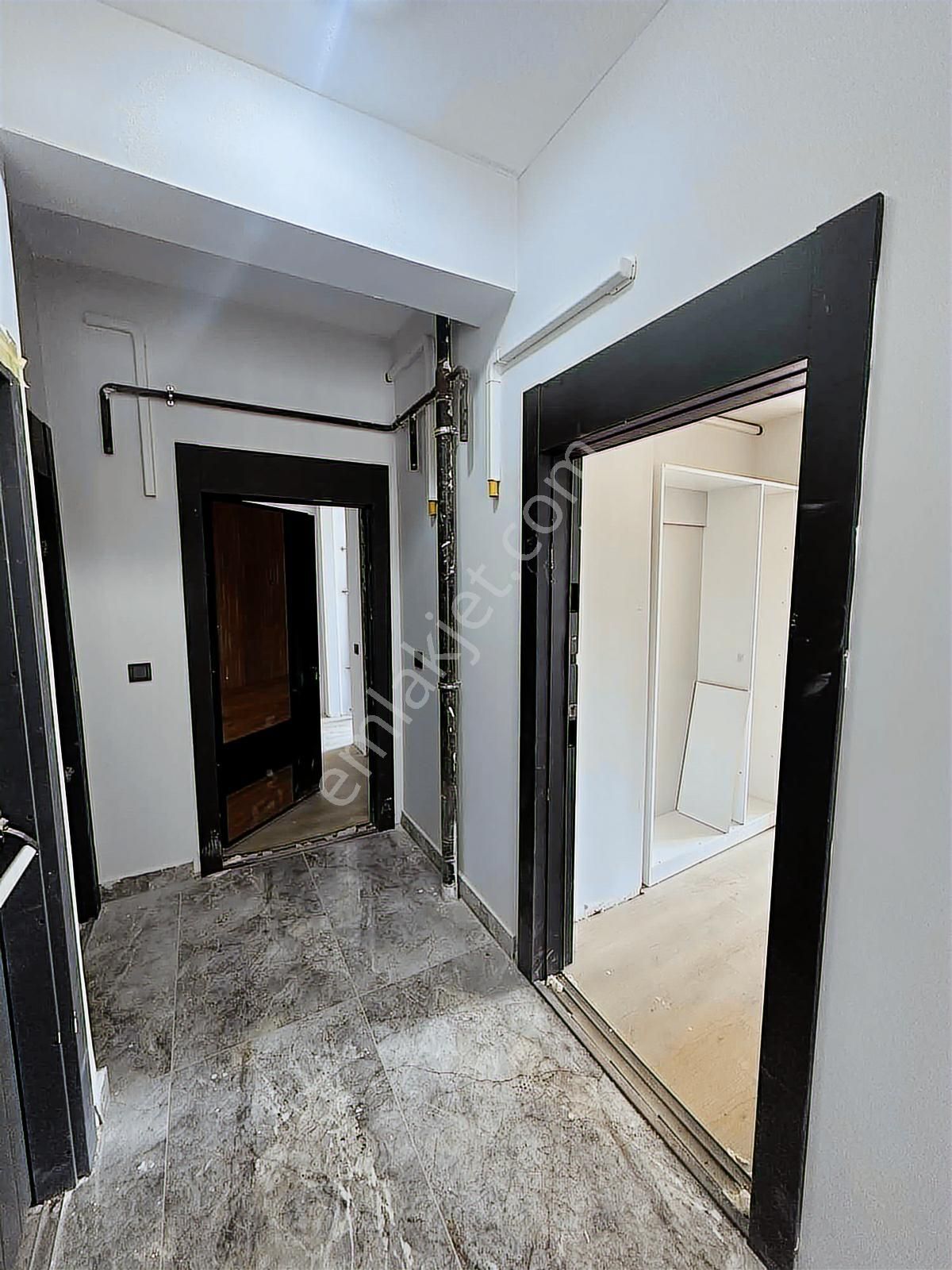 Uçan'dan Marka Projede Geniş Oturumlu 1+1 Kiracısı Hazır - Görsel 13