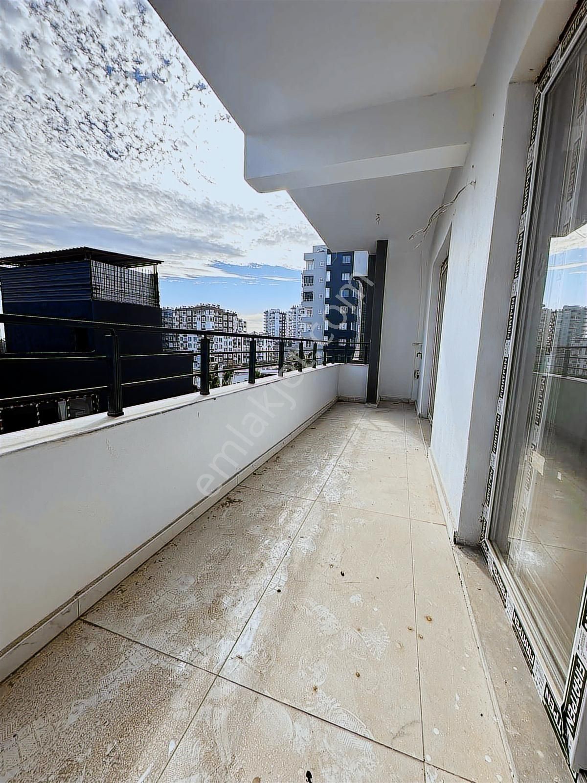 Uçan'dan Mezitli Davultepe'de Gmk Blv. Üzeri Satılık 1+1 Daire ! - Görsel 3