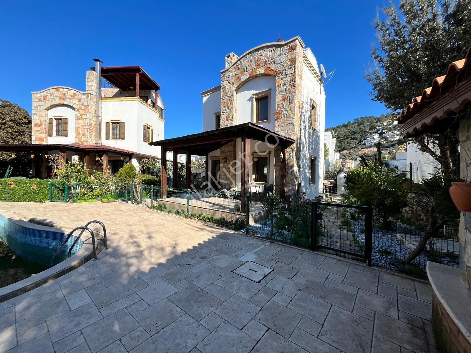 Torba'da Ortak Havuzlu, Eşyalı Müstakil Dublex - Görsel 15