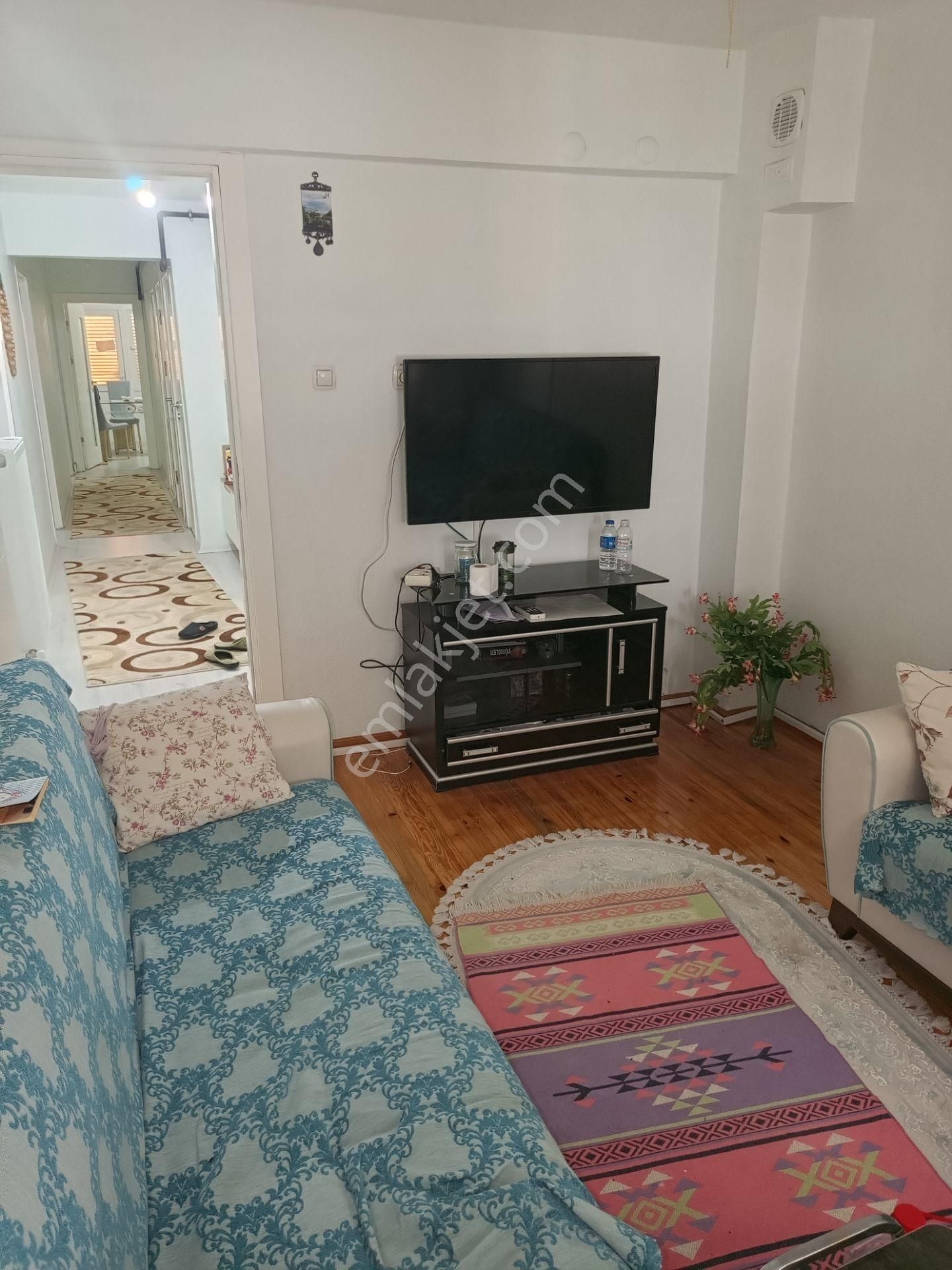 Menemen Kasımpaşa Mahallesi Çarşı Merkezde Kiralık 3+1 Ara Kat Geniş Daire - Görsel 13